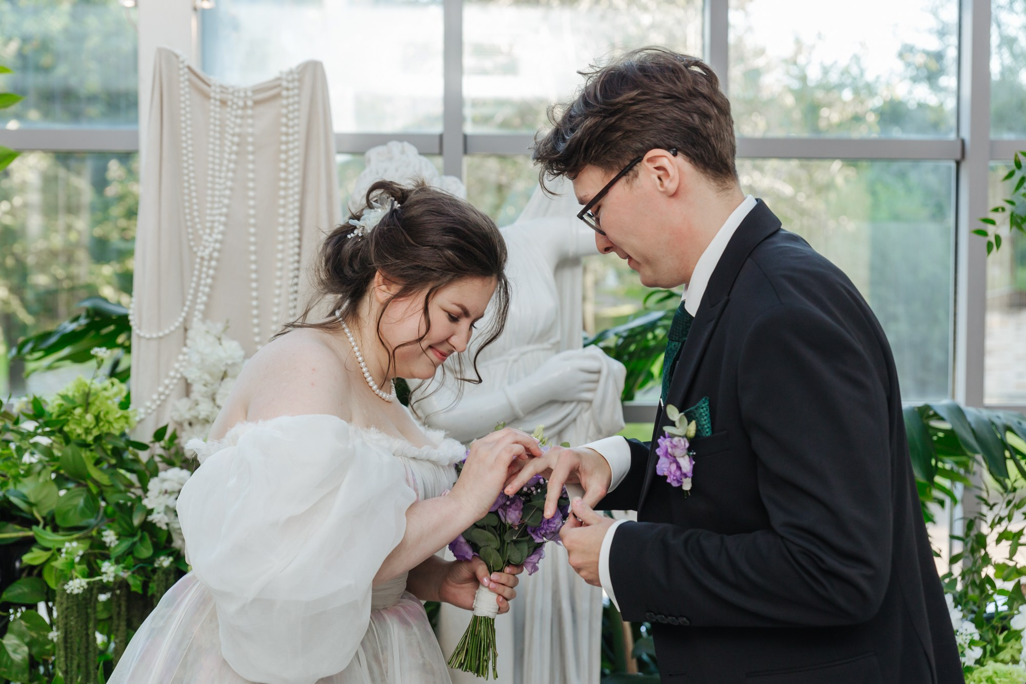 Свадебный фотограф в СПб. Фотограф крещение венчание в Петербурге! Помогает подобрать храм и посоветовал душевного батюшку в СПб