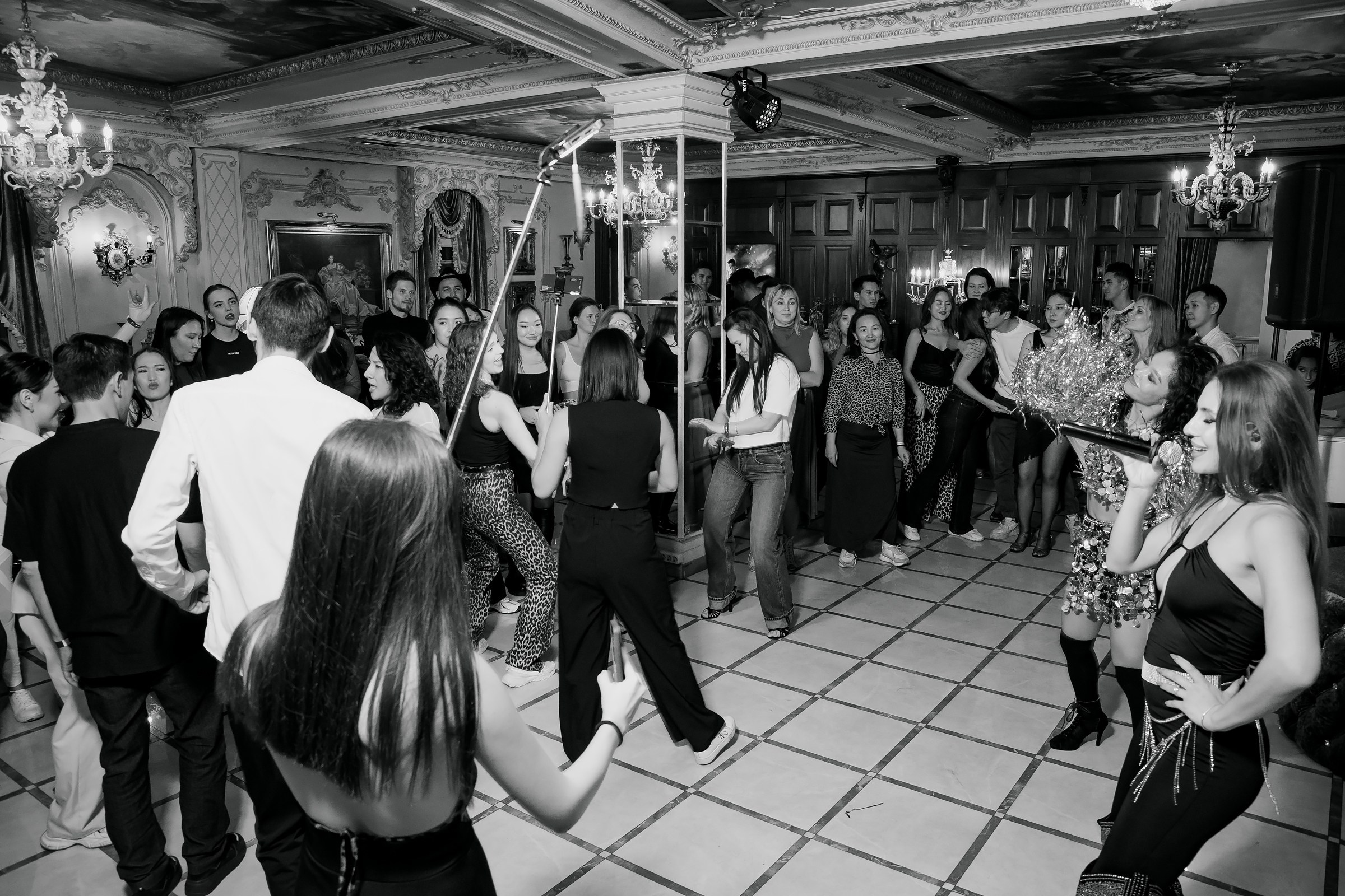 Birthday party BI dance club. Репортажный фотограф в Алматы Каюпов Сержан