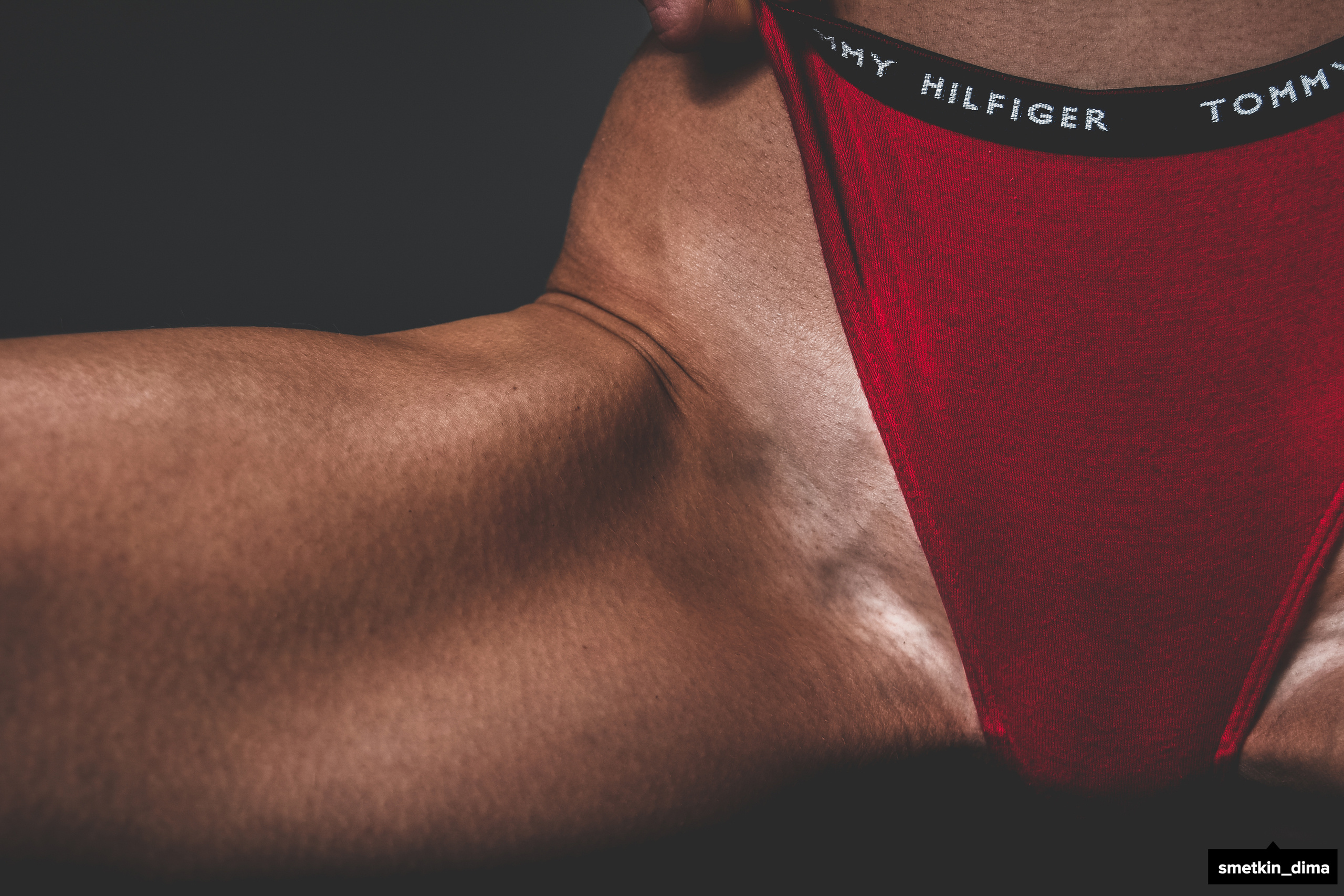 18+. Фотограф Сметкин Дима. Фотосессии в Москве и по миру