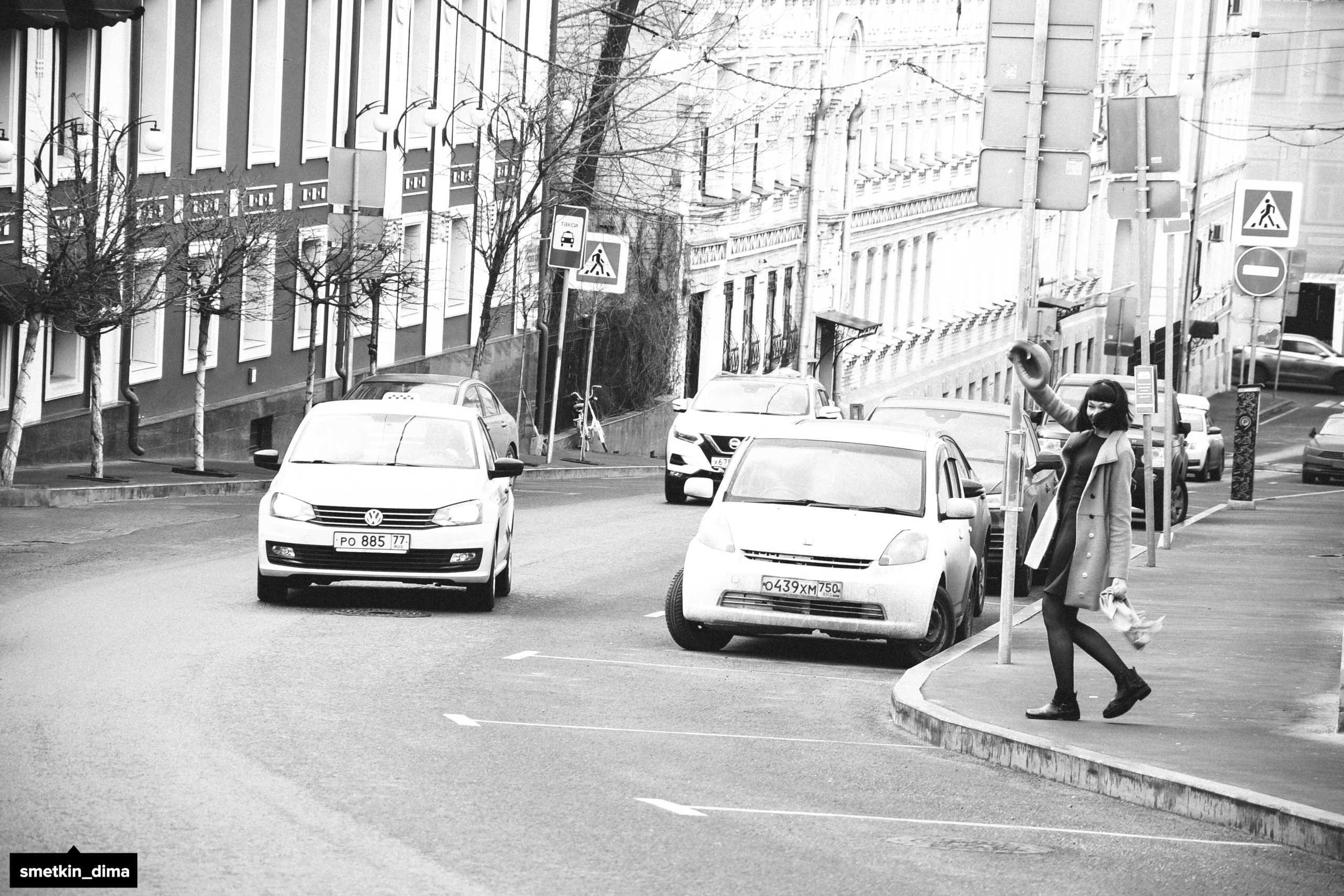 Легкая живая прогулочная фотосессия. Фотограф Сметкин Дима. Фотосессии в Москве и по миру