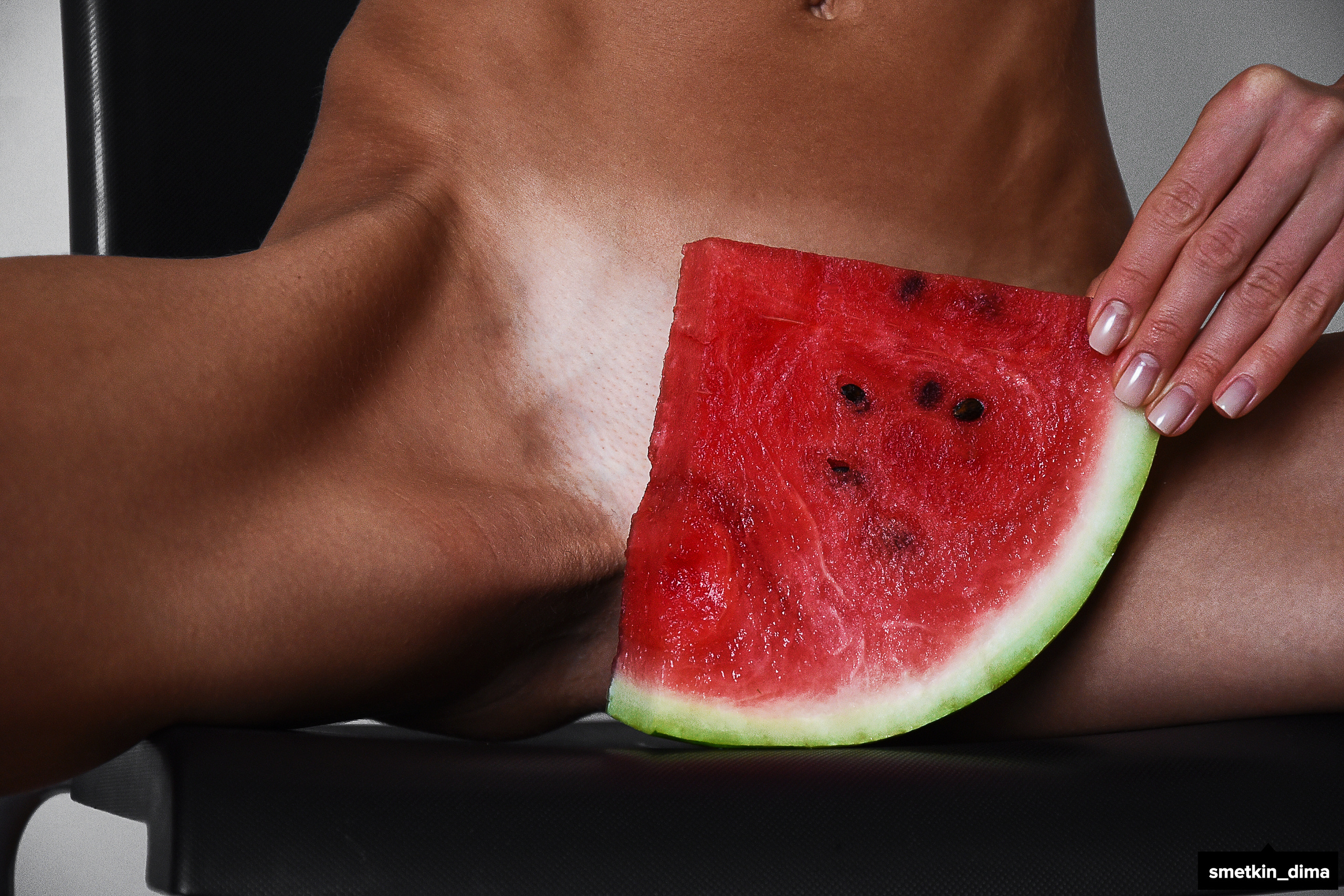 18+. Фотограф Сметкин Дима. Фотосессии в Москве и по миру