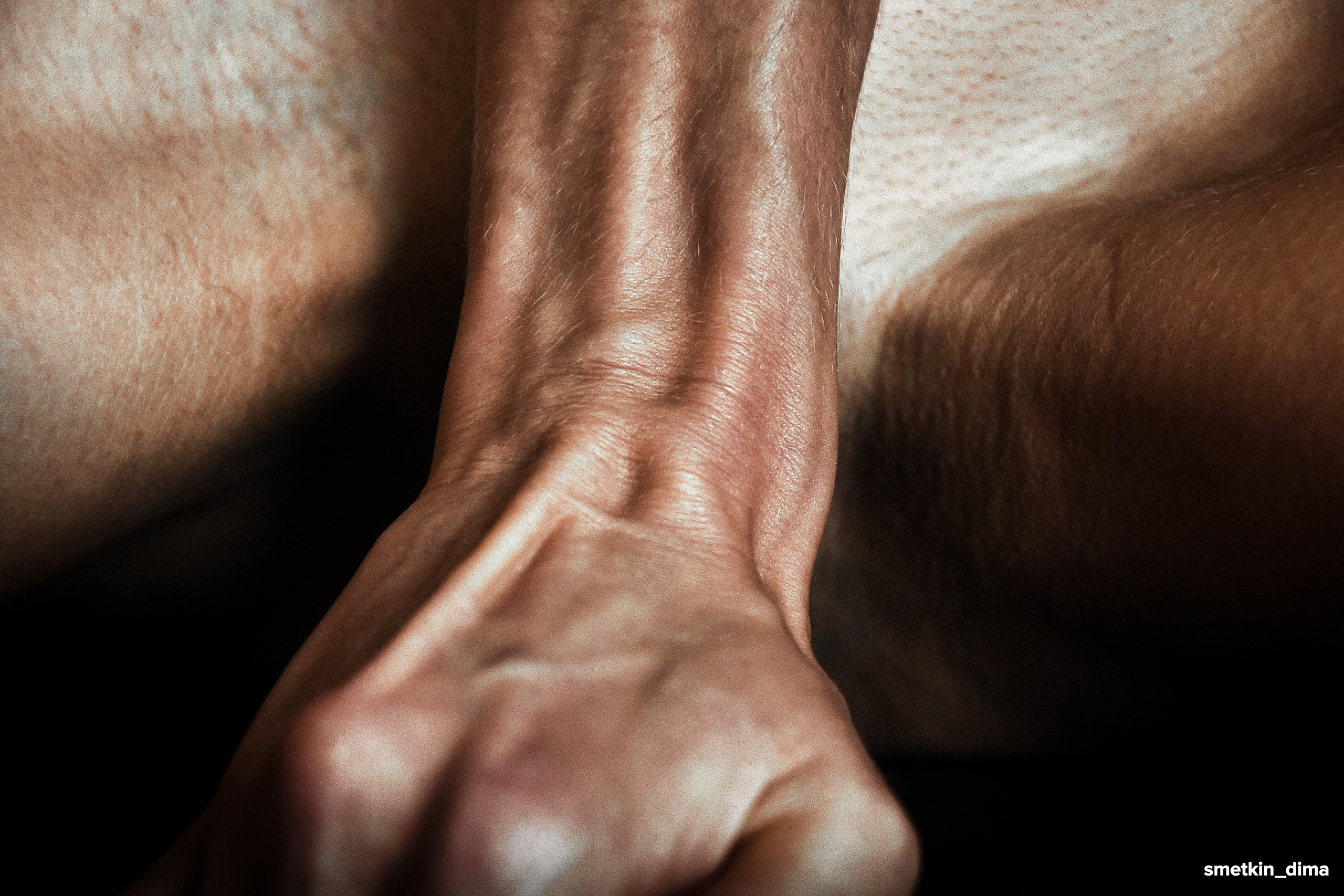 Фотографии крупных частей тела. Фотограф Сметкин Дима. Фотосессии в Москве и по миру