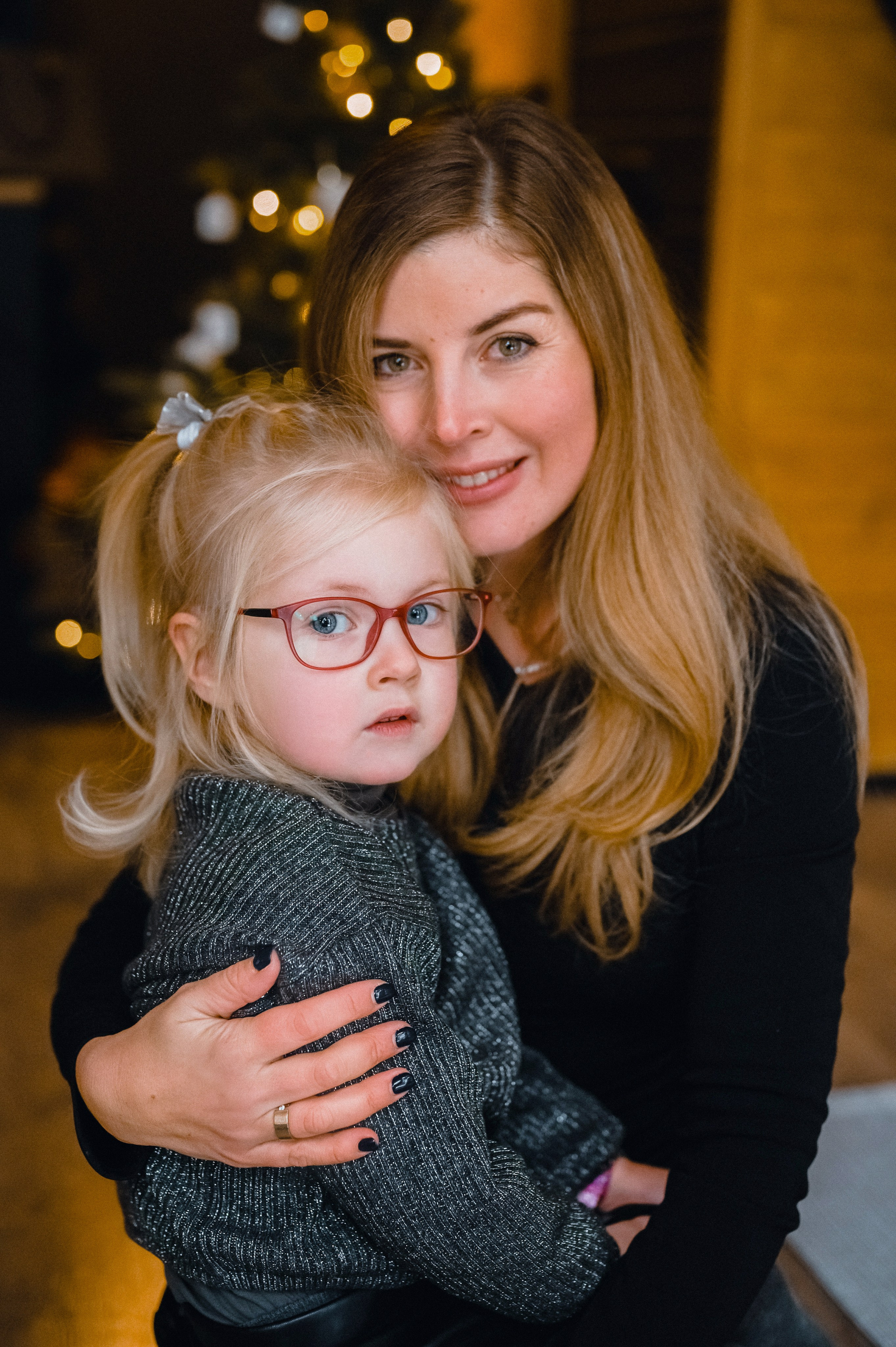 Семейная новогодняя фотосессия за городом. Фотограф Юлия Кондратьева