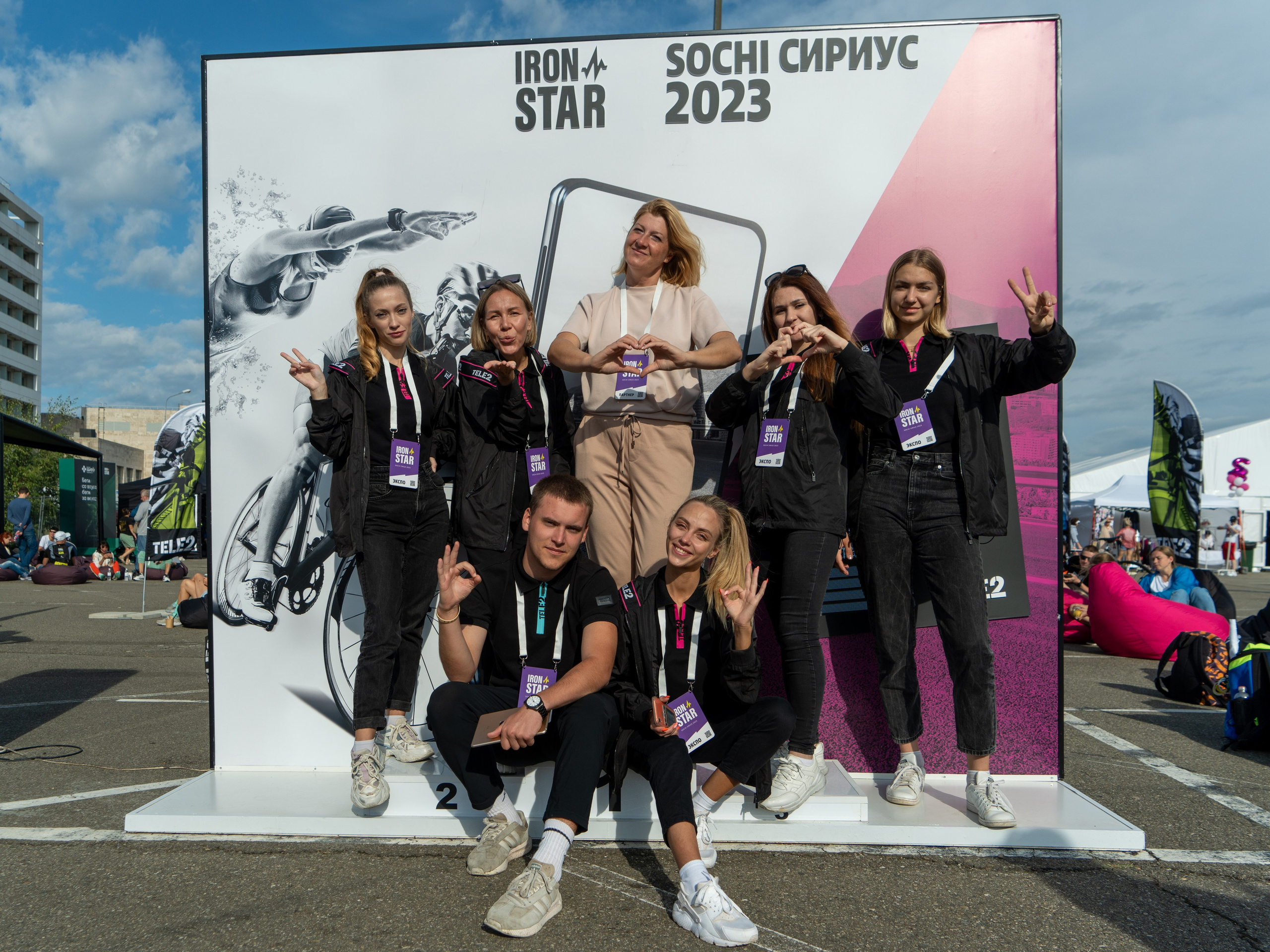 Фотоотчет партнерской интеграции для компании TELE2 на фестивале Ironstar. Репортажный фотограф в Красной Поляне и Сочи Павлюченко Екатерина