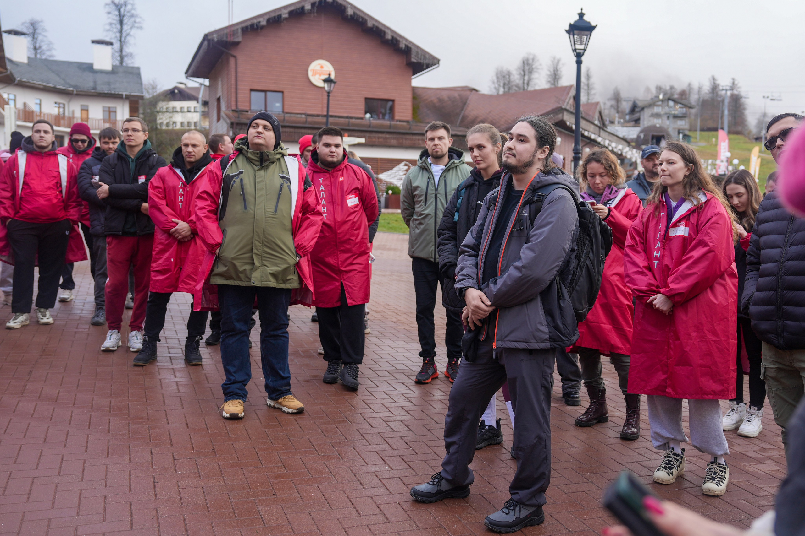 MICE мероприятие — хайкинг на курорте Роза Хутор. Репортажный фотограф в Красной Поляне и Сочи Павлюченко Екатерина