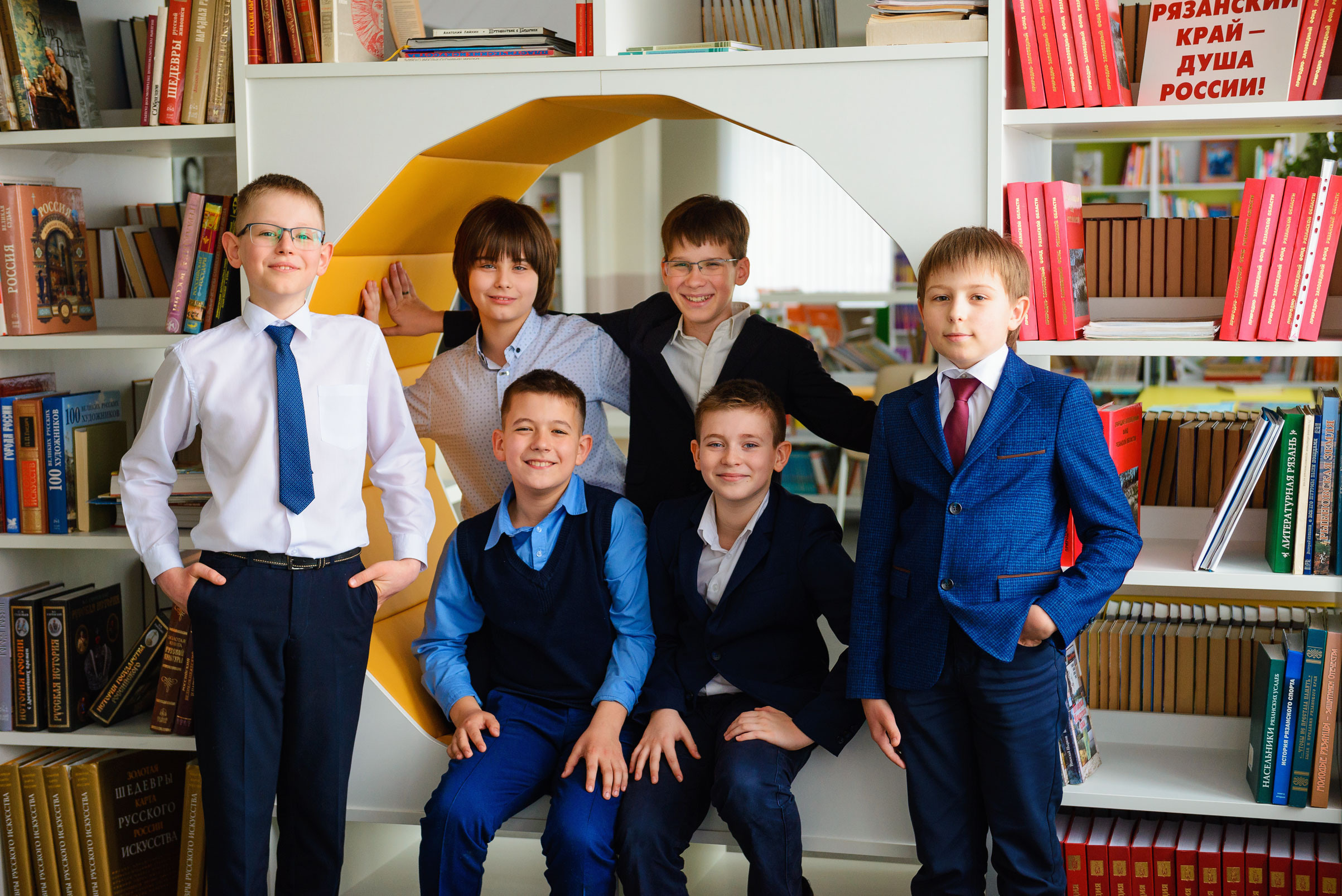 Школьные фотосессии. Семейный и детский фотограф в Рязани