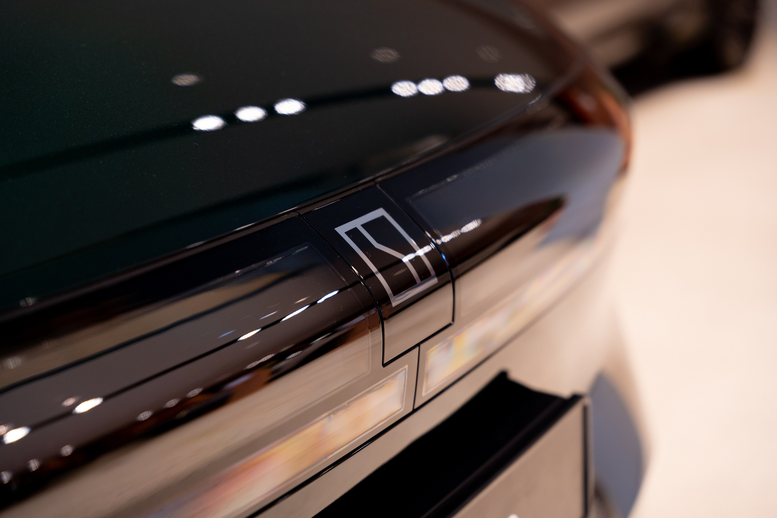 Интерьерная фотосъемка автосалона Elrus в Краснодаре. Zeekr, LiXiang Профессиональная фотосъемка интерьера премиум-автосалона в Краснодаре. Шедевры для Вас! Фотограф и Видеограф в Краснодаре Пахиев Руслан