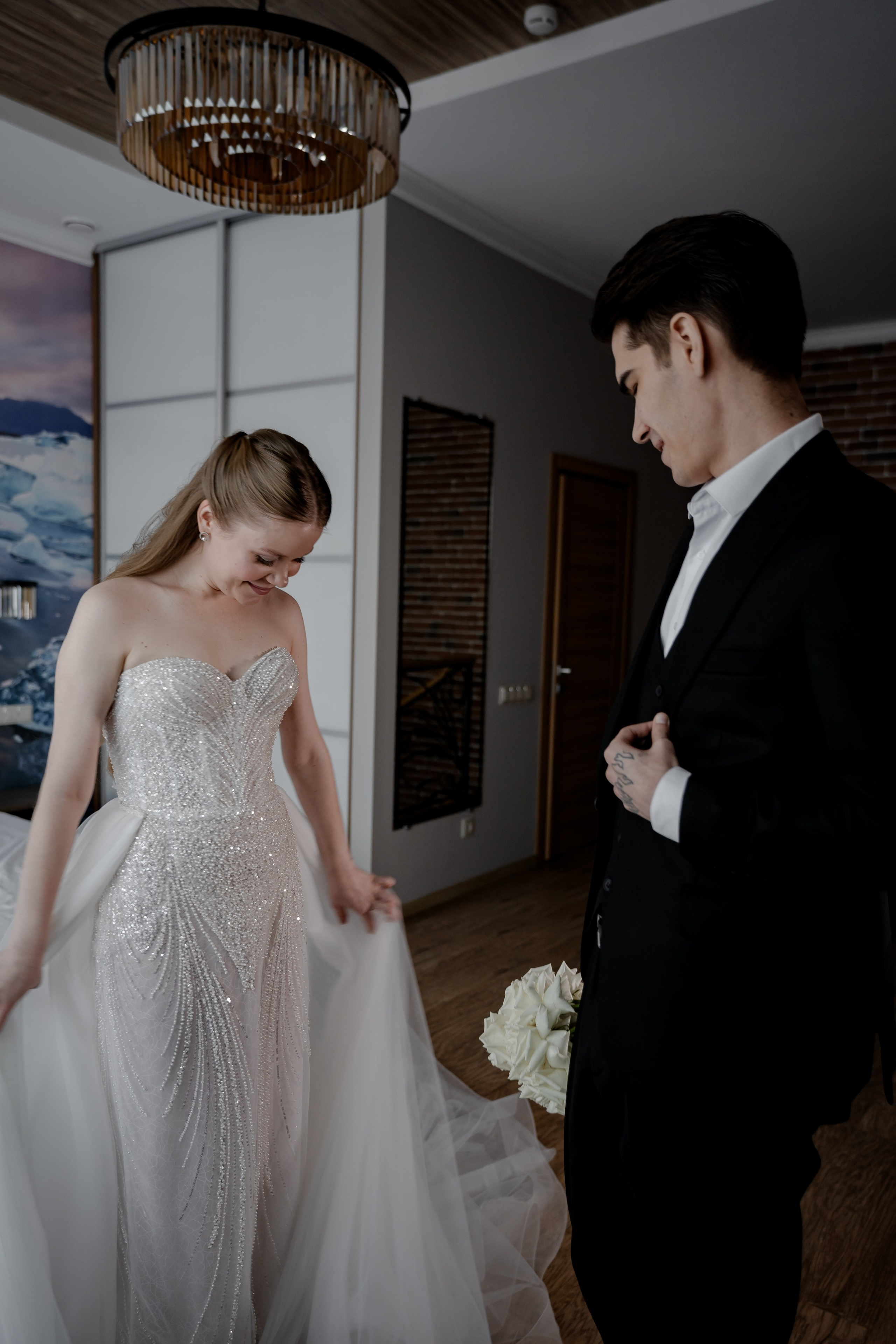 СВАДЕБНАЯ СЬЕМКА СБОРОВ В ОТЕЛЕ И ВЫЕЗД НА ЦЕРЕМОНИЮ (СНЯТО В СИБИРЕ В НИЖНЕВАРТОВСКЕ). Профессиональный фотограф, Санкт-Петербург — Виктория Богомолова