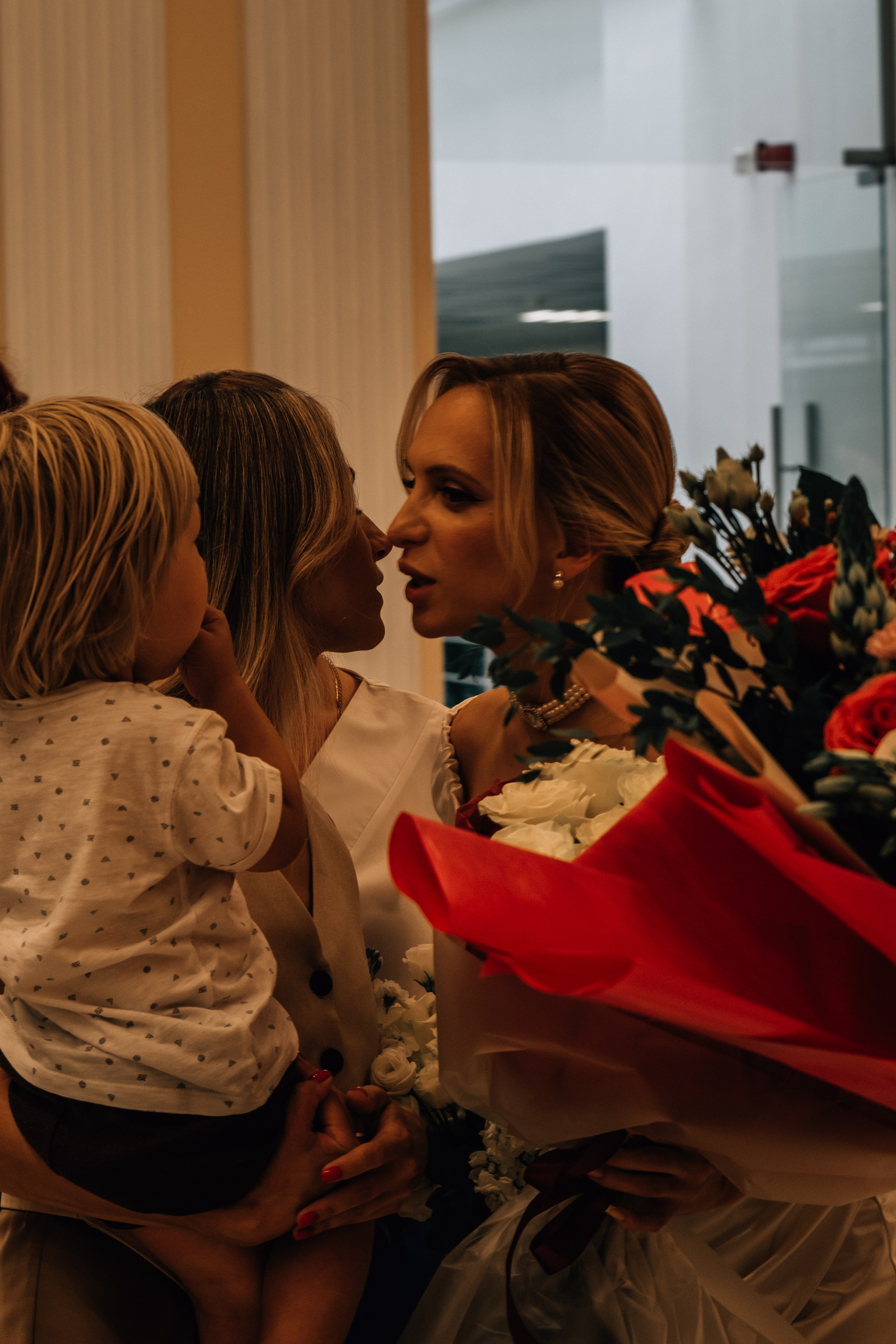 РЕПОРТАЖ В ЗАГСЕ. Профессиональный фотограф, Санкт-Петербург — Виктория Богомолова