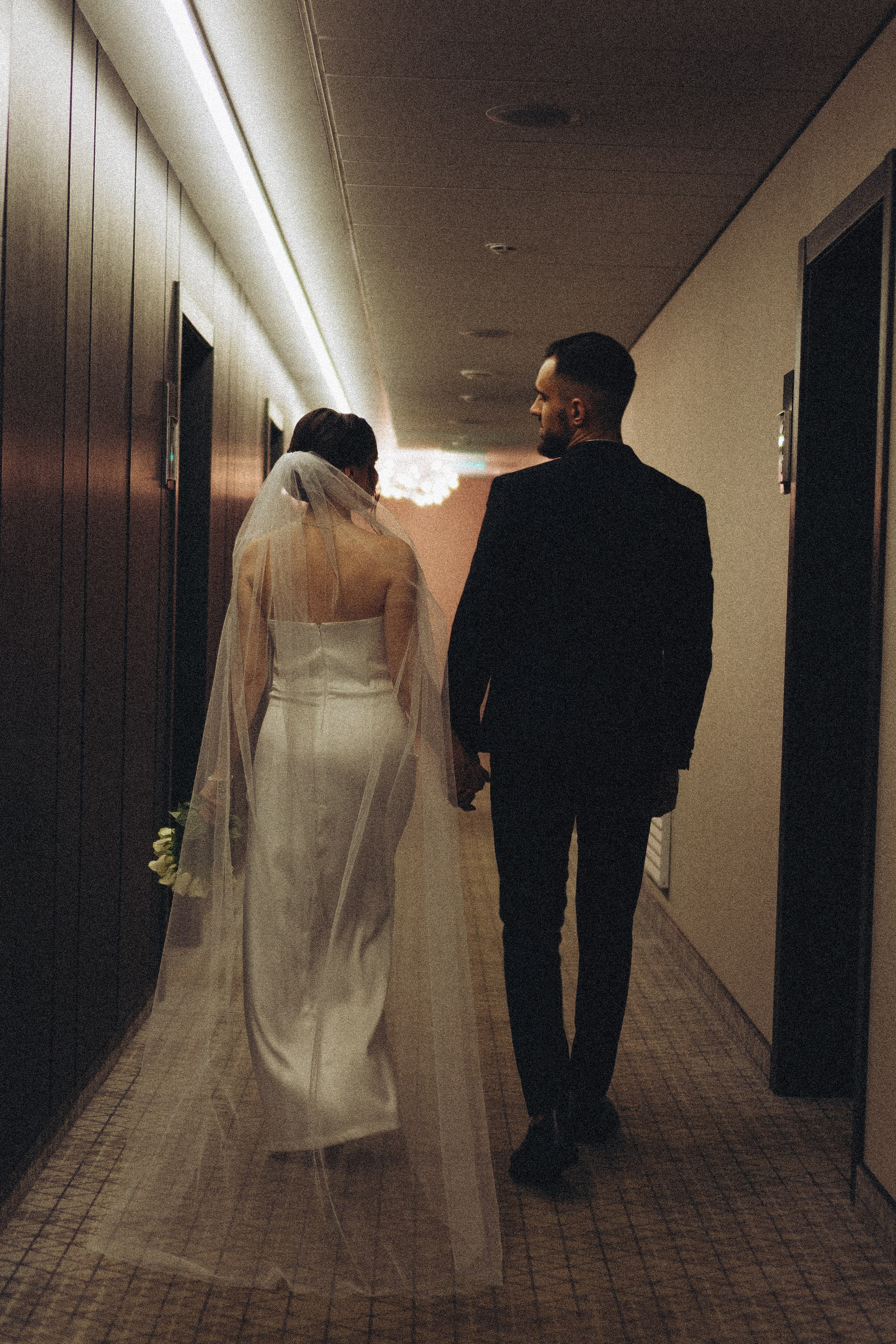 СВАДЕБНАЯ СЬЕМКА СБОРОВ ЖЕНИХА И НЕВЕСТЫ В ОТЕЛЕ И ТАКЖЕ ФОТОСЕССИИЯ В ОТЕЛЕЕ МЕГАПОЛИС БРЯНСК. Профессиональный фотограф, Санкт-Петербург — Виктория Богомолова