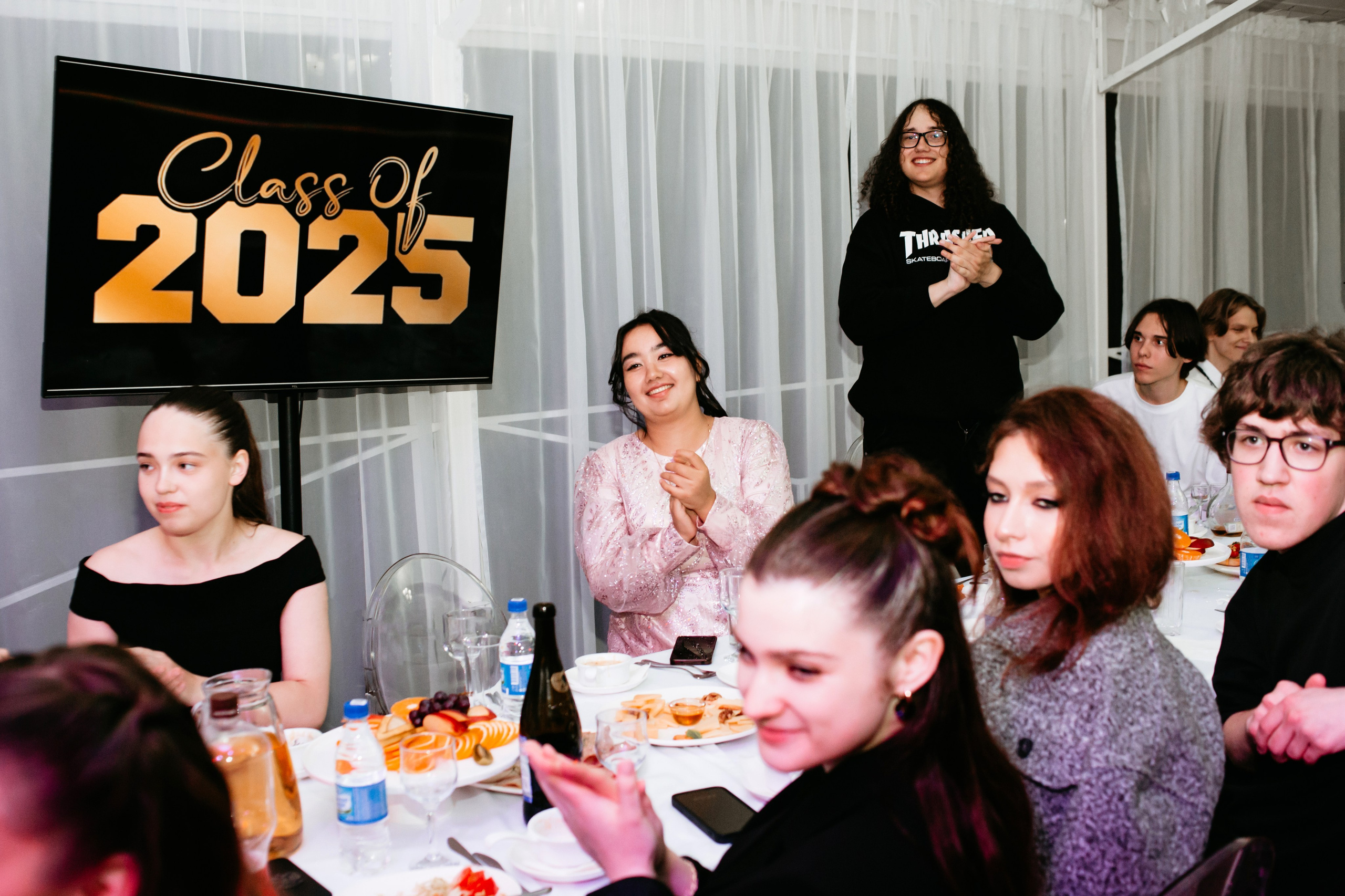 Выпускной 2025 (41 школа) 11 класс. Фотограф в Челябинске Ополихина Анна