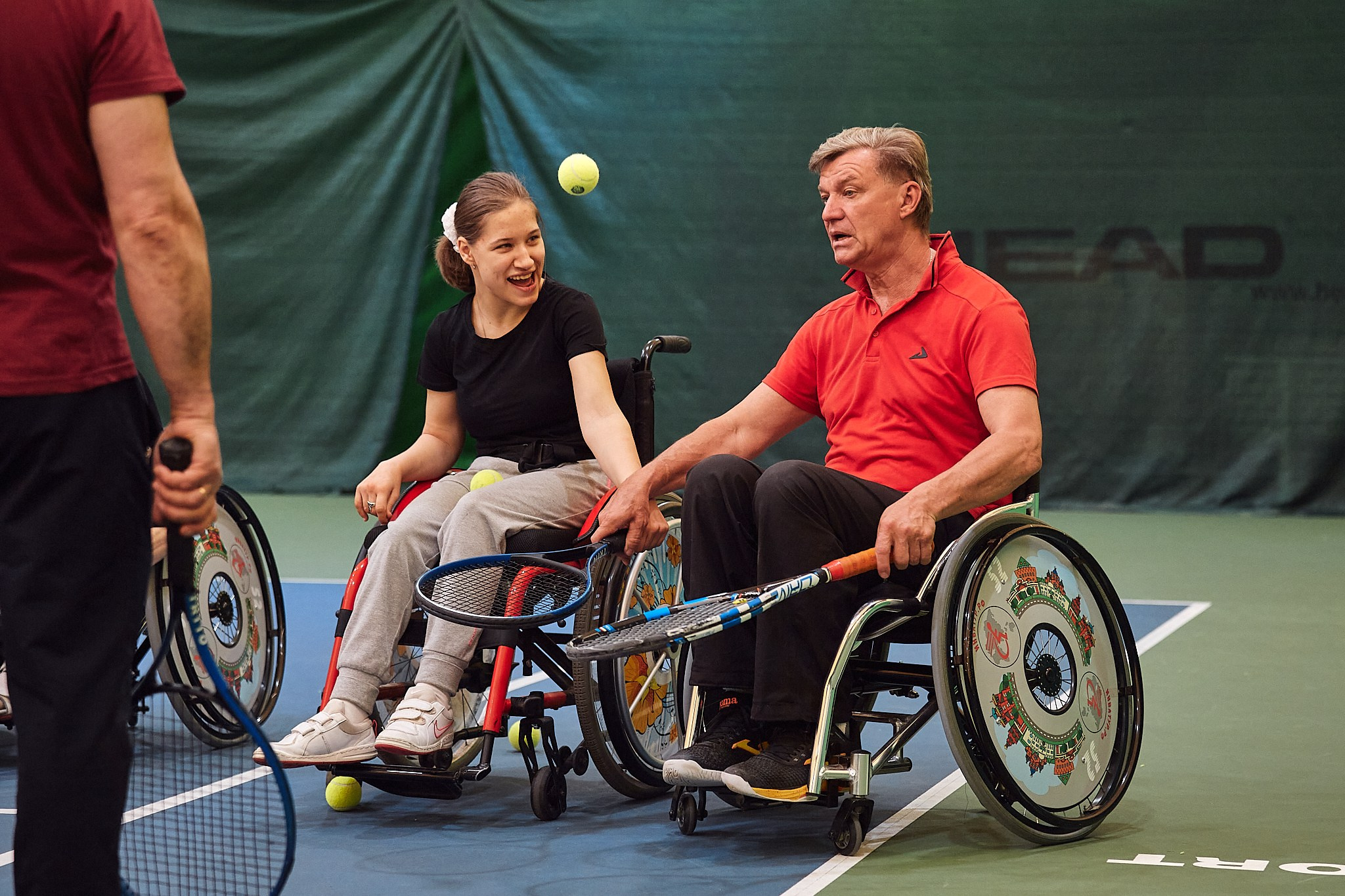 Тренировка теннис на колясках / АНО «Второе дыхание». Антон Артюшин, портретный фотограф. Москва