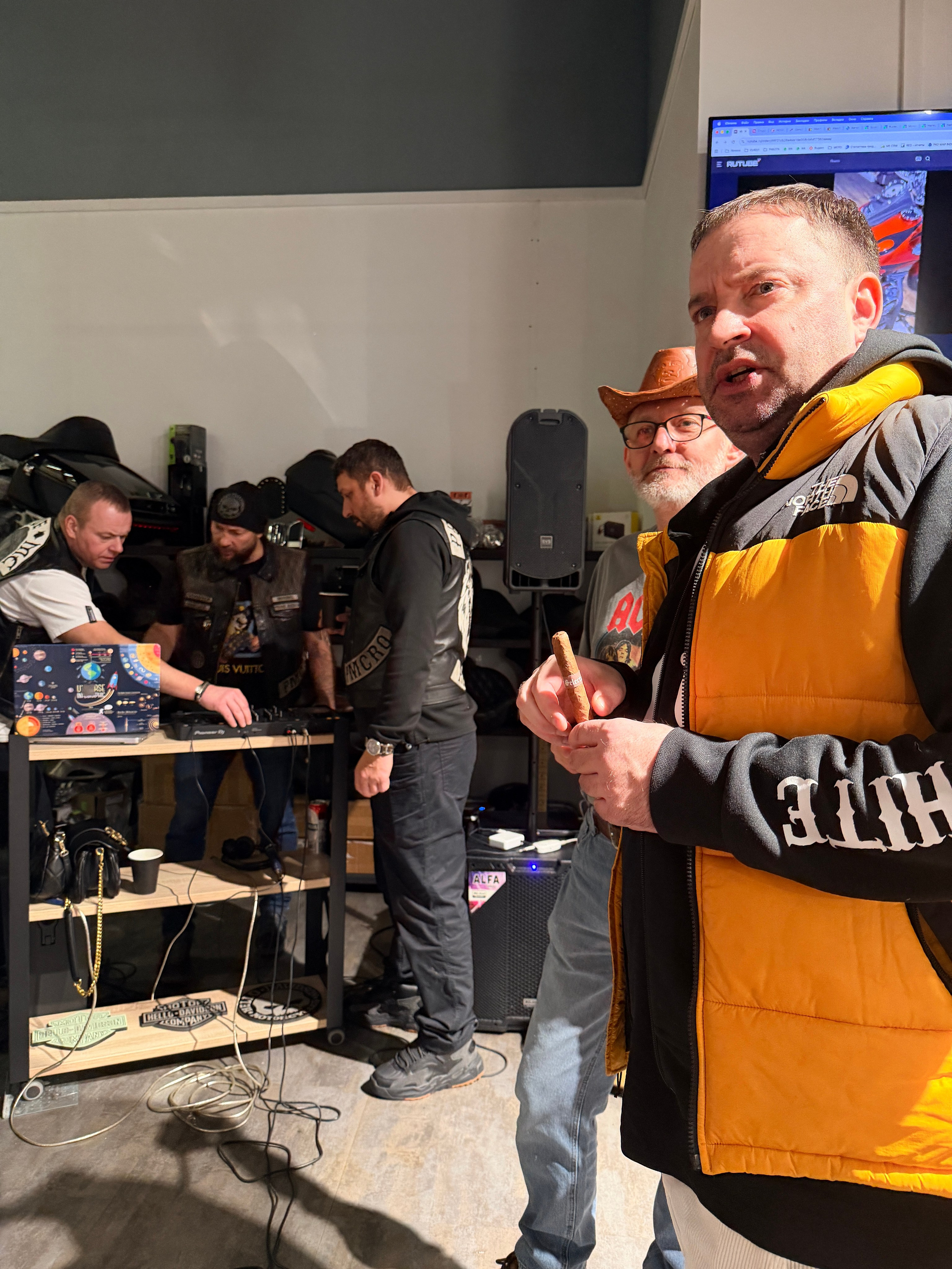 НОВЫЙ ГОД 2026. Hello Davidson, Москва. Только хорошие мотоциклы…