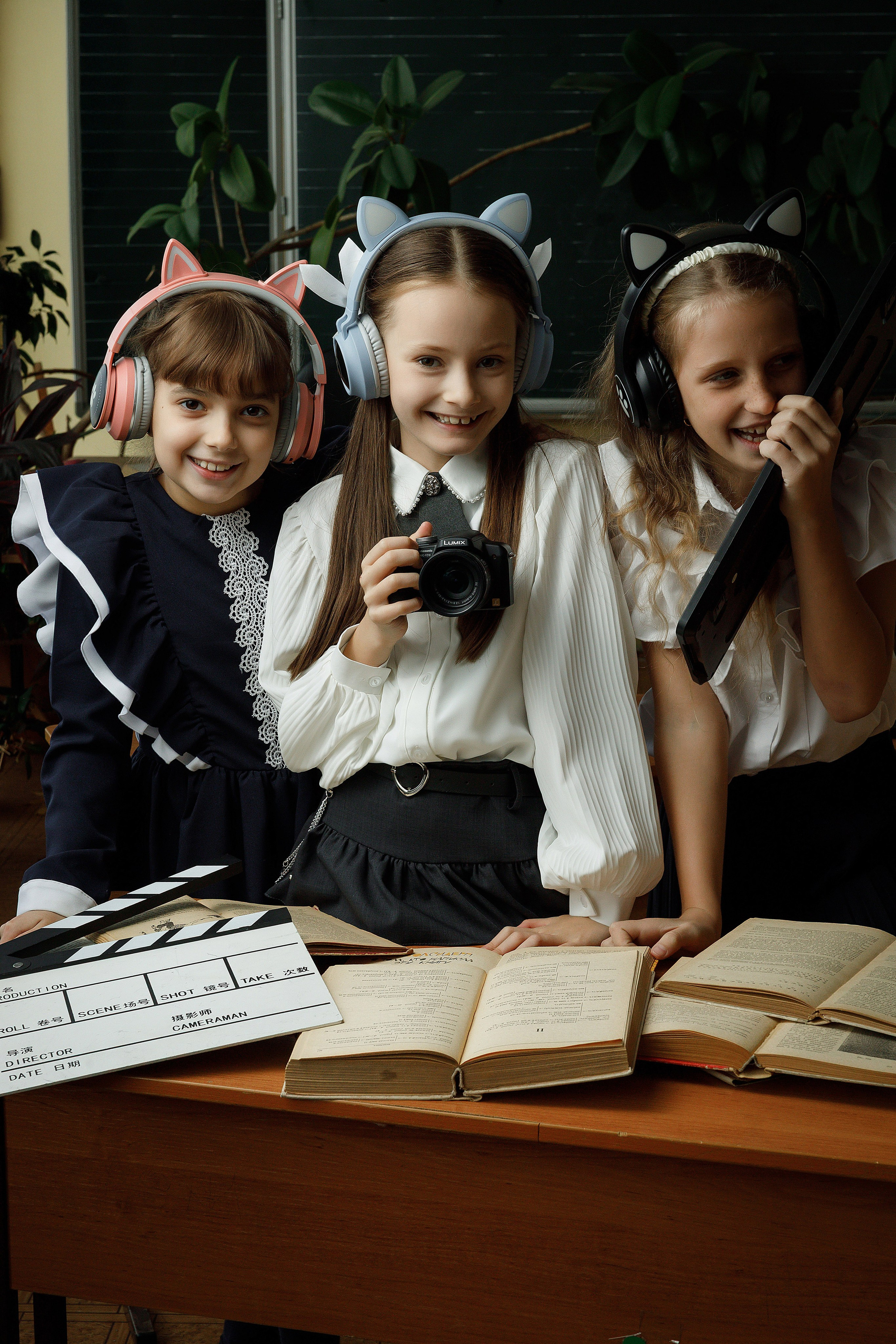 Фотосессия для 2-го класса шк 58. Photoalbum-vl.ru