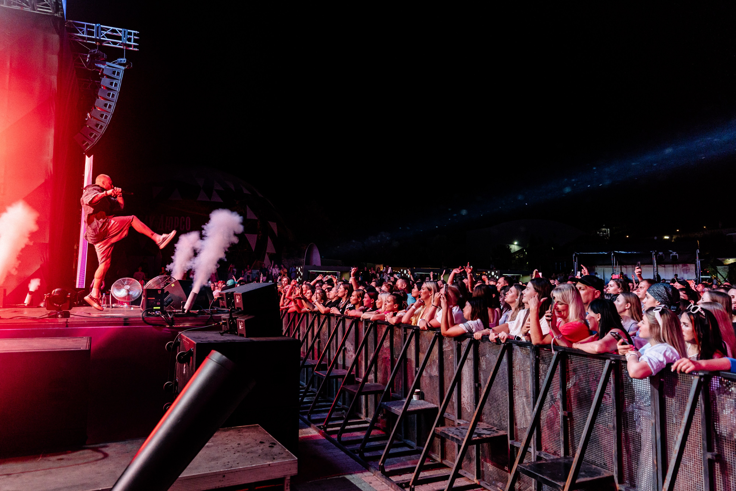 Лёша Свик • Банд’Эрос • Олег Майами • Filatov & Karas. Свадебный и репортажный, фуд фотограф в Новороссийске Евгений Александриди