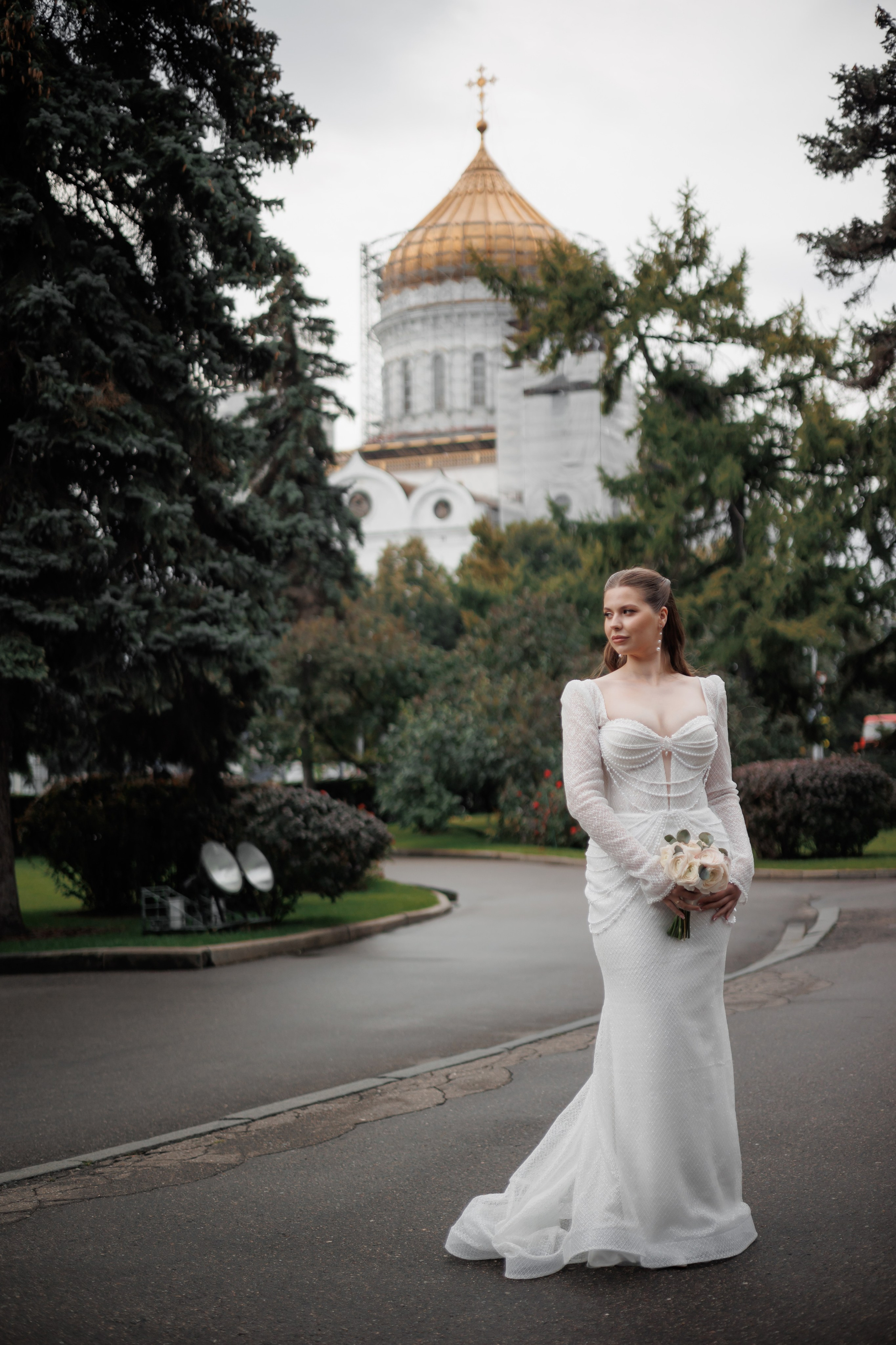 Фотосессия у Пушкинского музей. Свадебный и репортажный фотограф (Москва, Королев и другие)