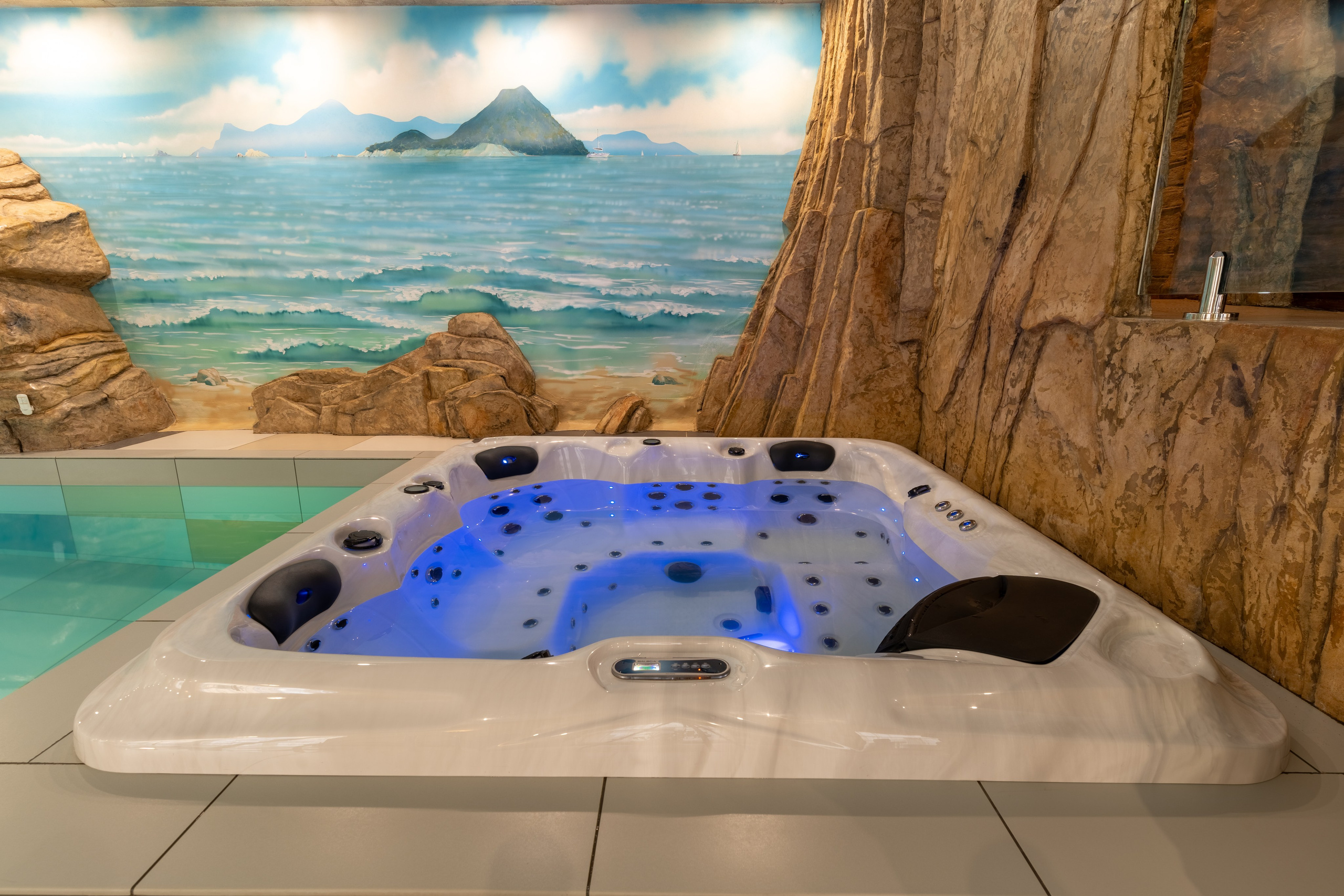 Интерьерная фотосъёмка СПА (Бассейн+сауна+хамам) в Санкт-Петербурге