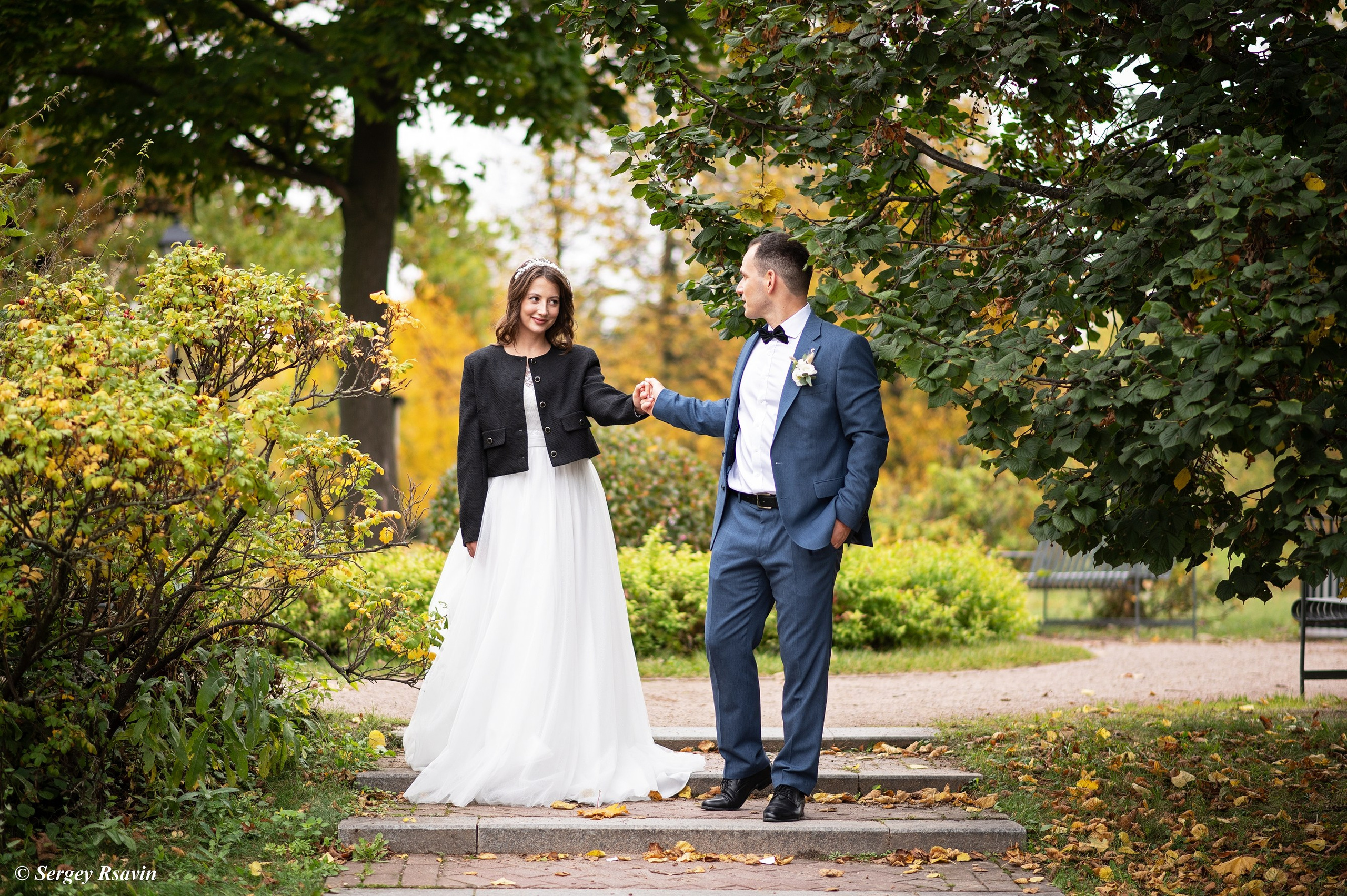 Прогулка молодеженов. Фотограф в Москве Сергей Рсавин