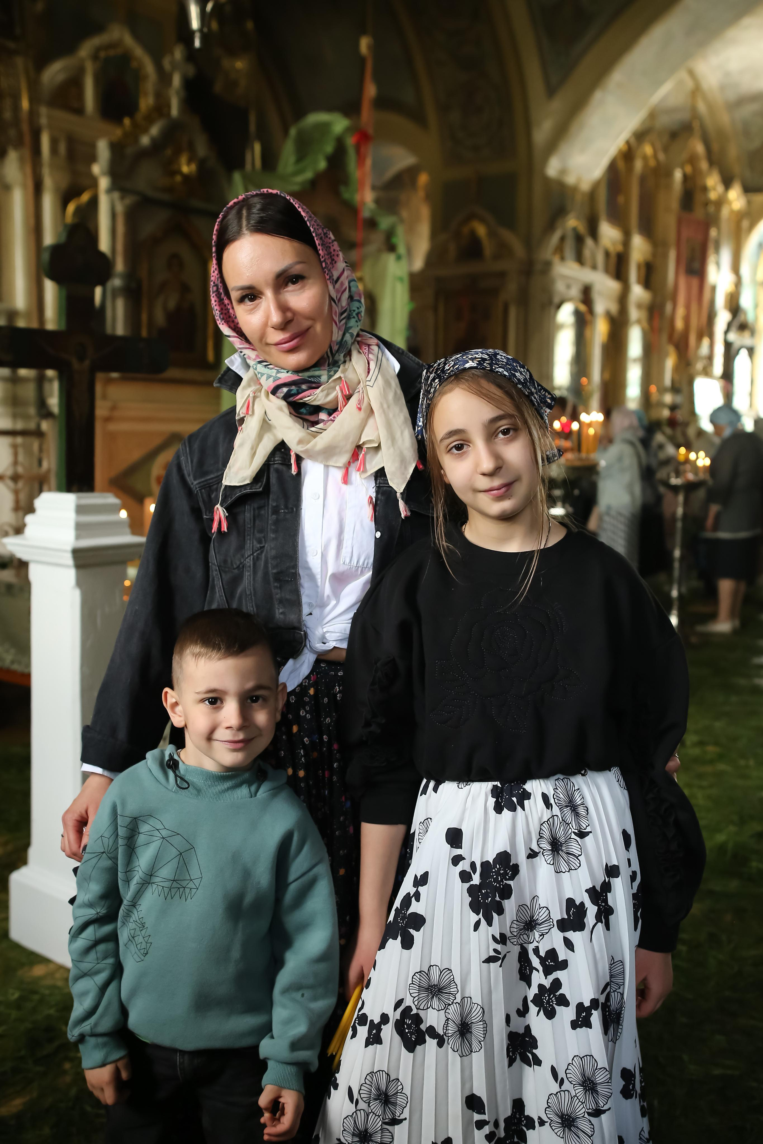 День Святой Троицы — Пятидесятница в Георгиевский храм с. Ванилово. Семейный и детский фотограф Анна Петракова