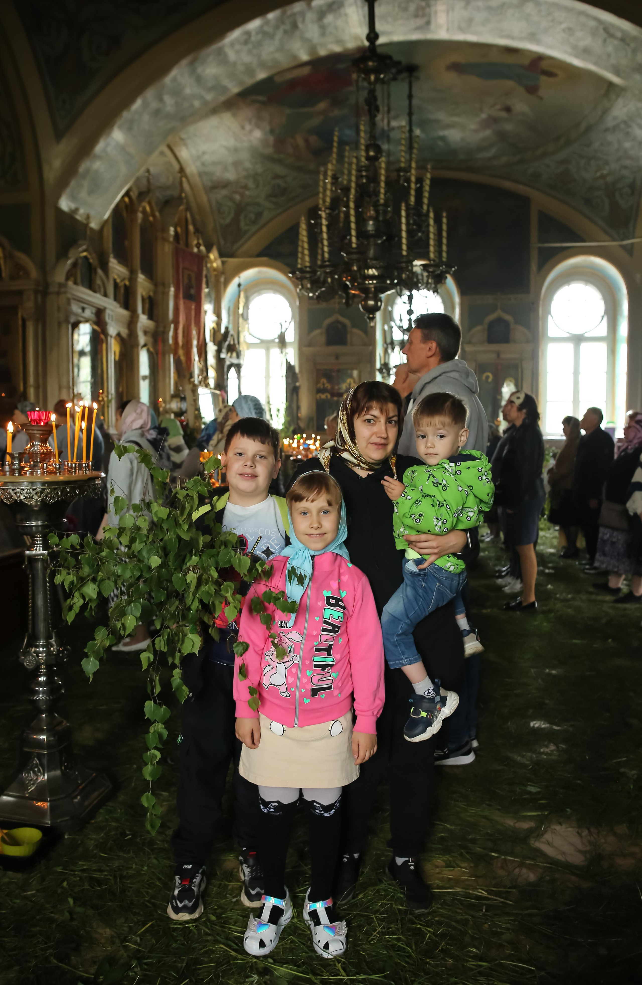 День Святой Троицы — Пятидесятница в Георгиевский храм с. Ванилово. Семейный и детский фотограф Анна Петракова