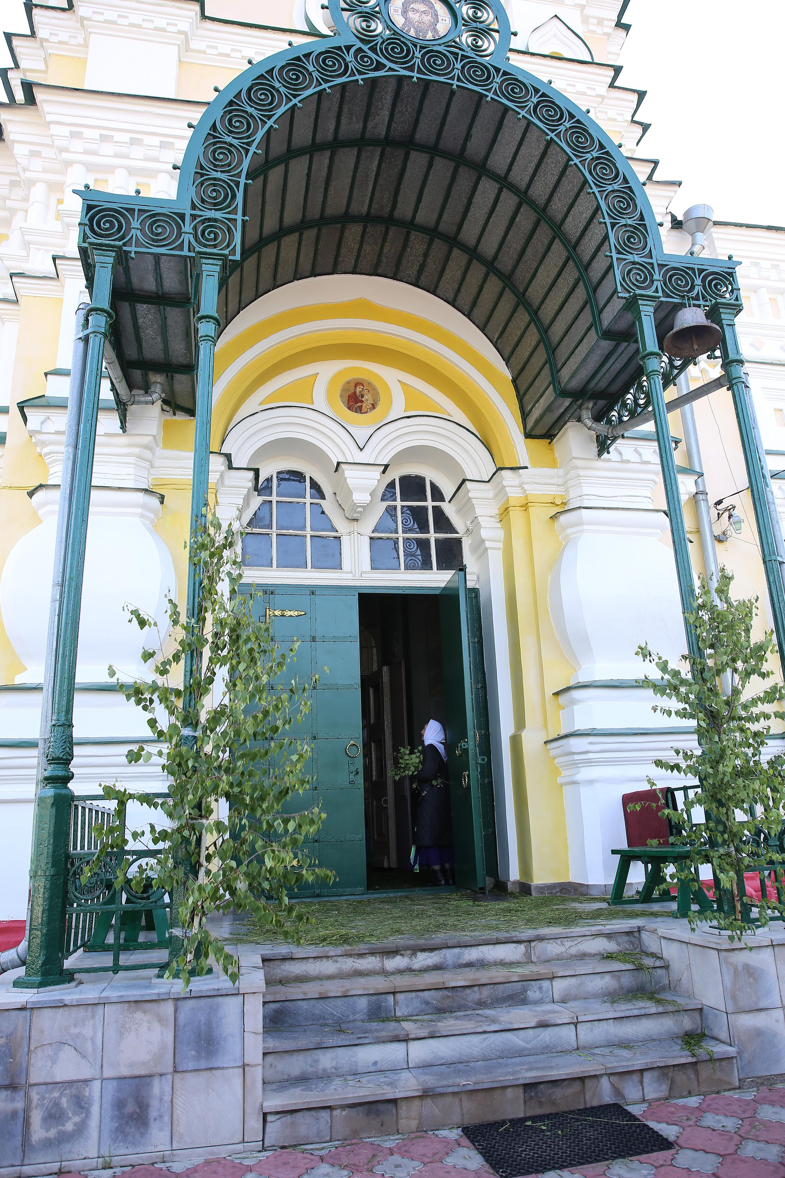 День Святой Троицы — Пятидесятница в Георгиевский храм с. Ванилово. Семейный и детский фотограф Анна Петракова