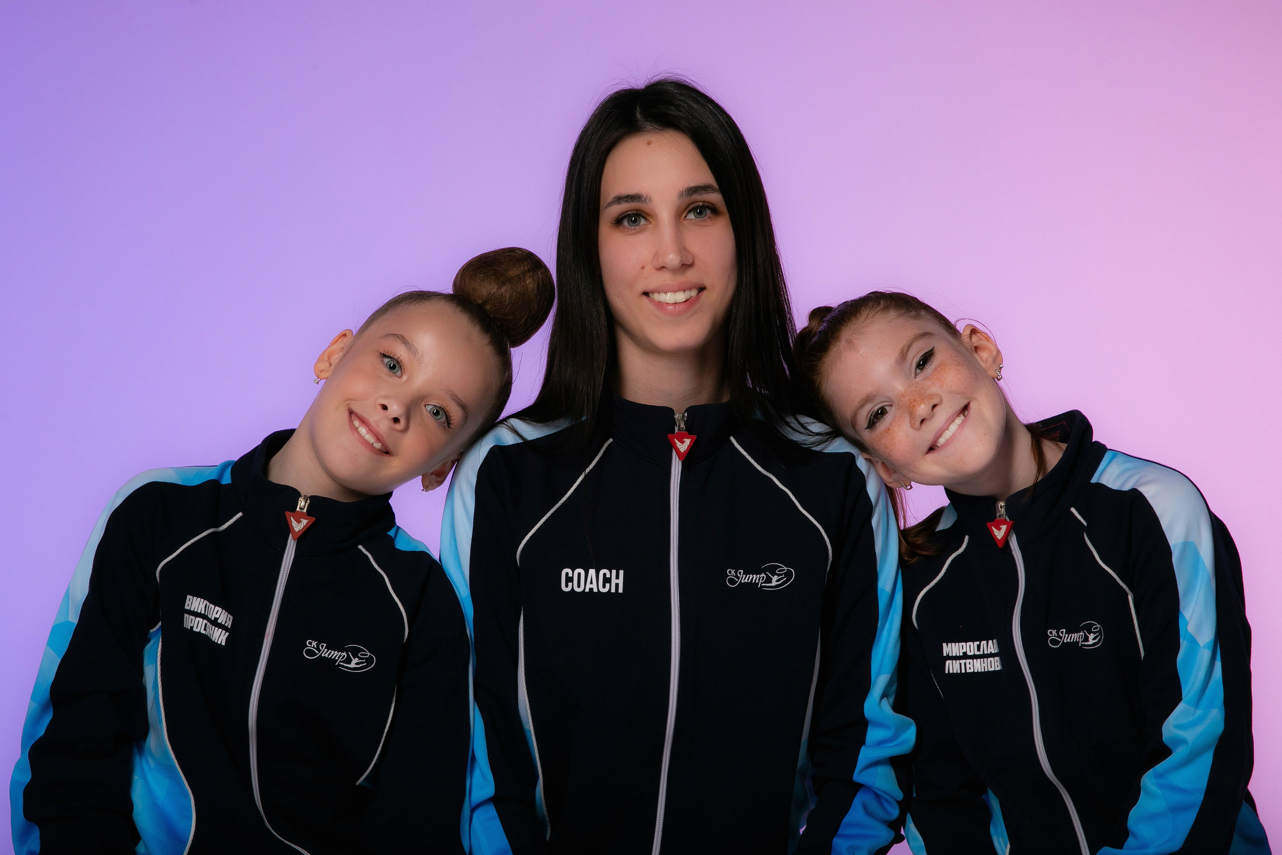 На ярком фоне. Семейный фотограф в Москве