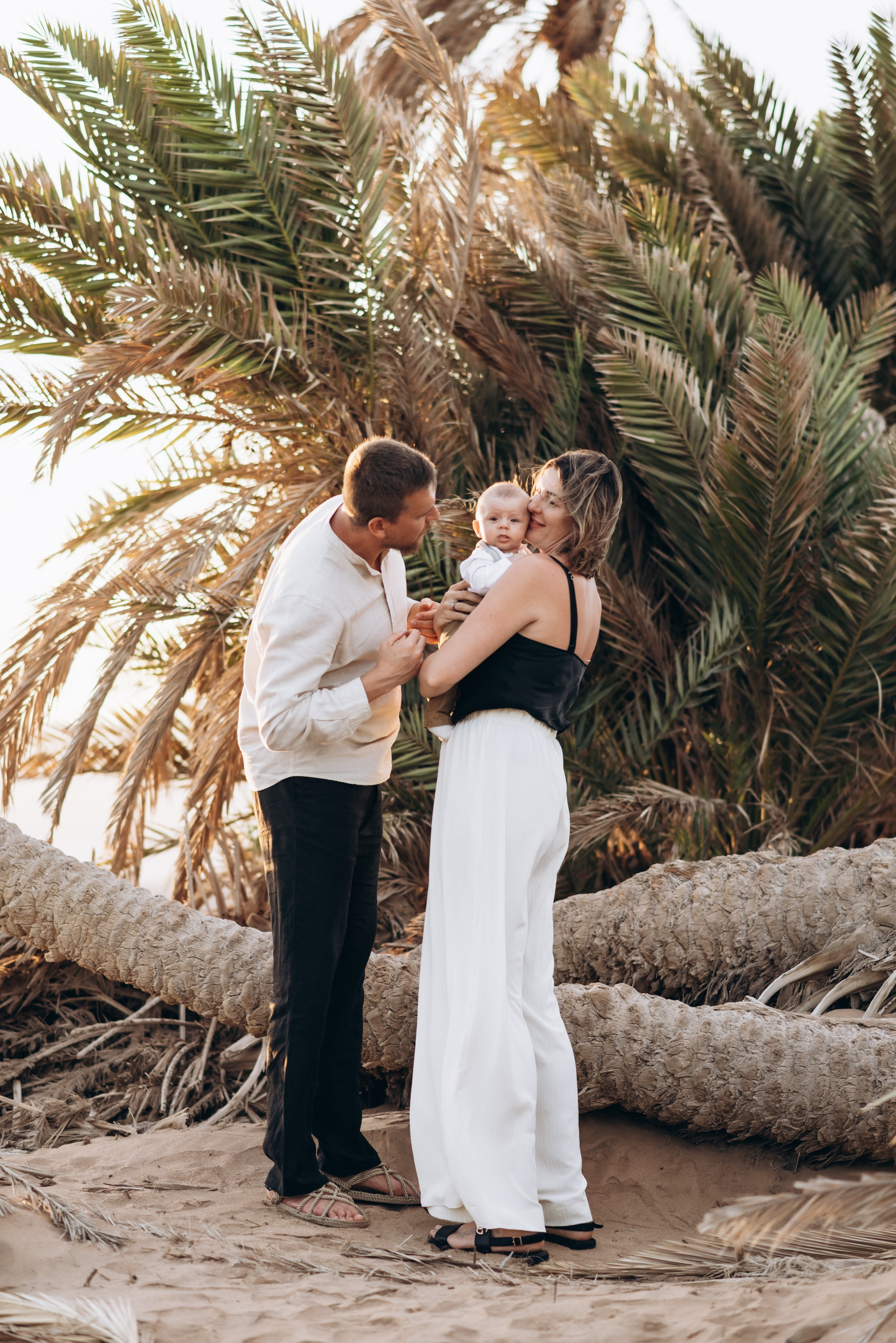 KSENIA+ANTON+SASHA. Wedding and family photographer in Egypt Natalia Matlina