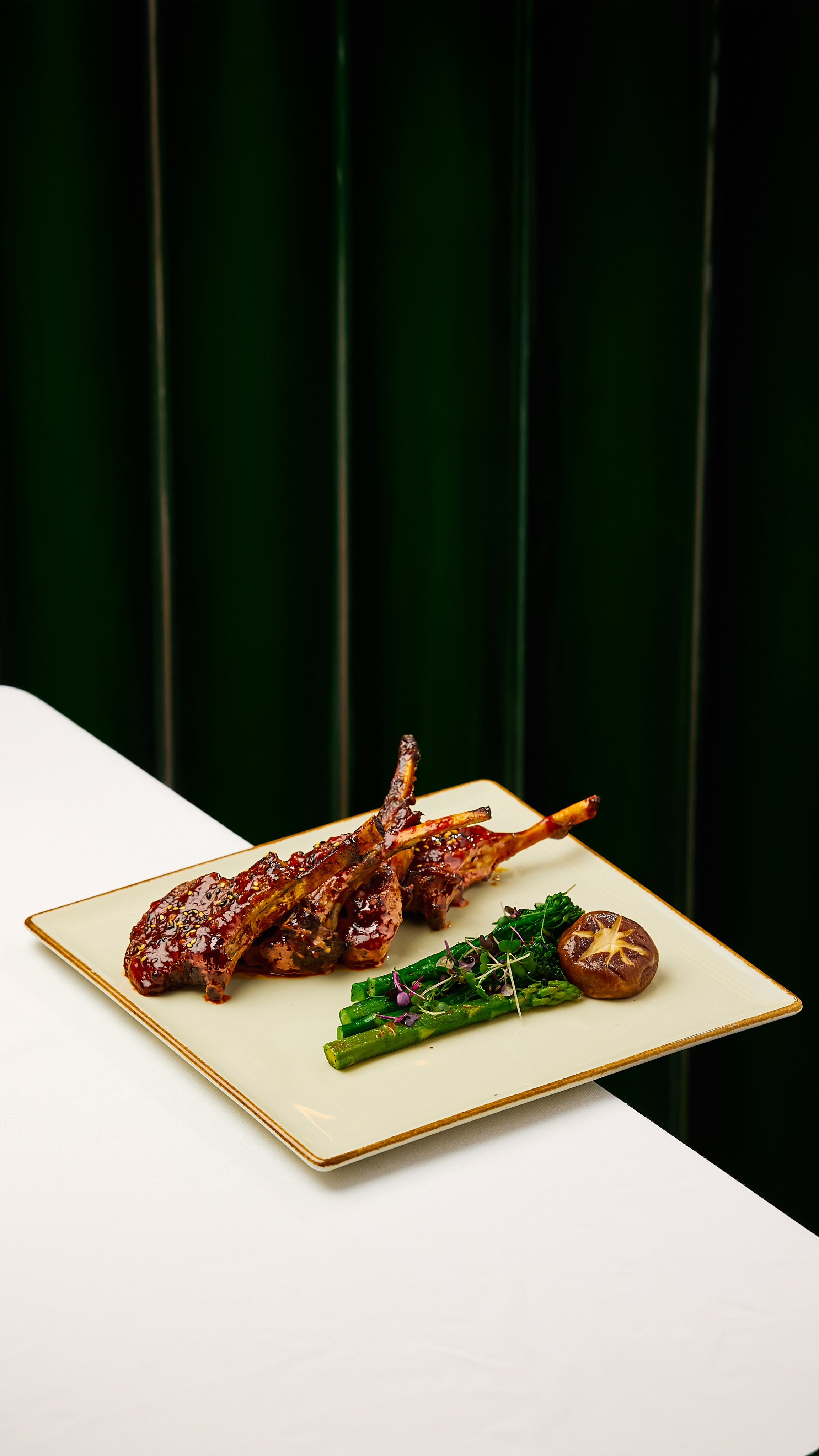 Food Photography in Dubai — Premium Restaurant & Menu Content. Evgen Yatsenko — Photographer in Dubai