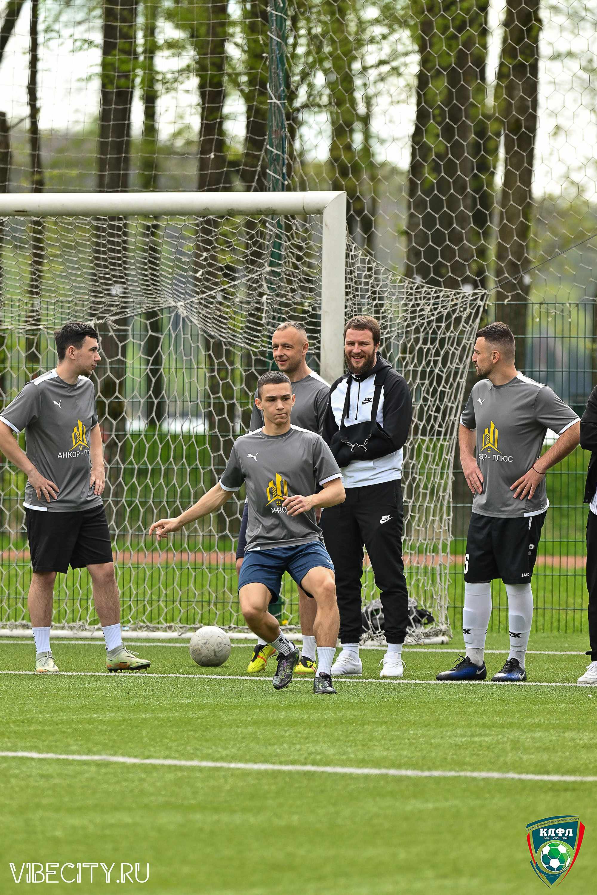 XX ЧЕМПИОНАТ КАЛИНИНГРАДСКОЙ ЛФЛ КАНЦМАРКЕТ39 сезона 2024–2025 гг. VIBECITY.RU Вайб Сити Ру Фоторепортажи Фотоотчеты Калининград