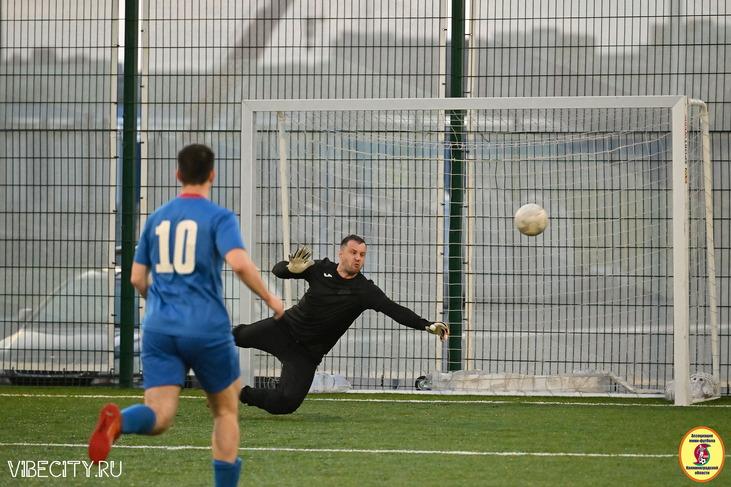 ИГРЫ МИНИ-ФУТБОЛЬНОЙ И КОРПОРАТИВНОЙ ЛИГИ. VIBECITY.RU Вайб Сити Ру Фоторепортажи Фотоотчеты Калининград