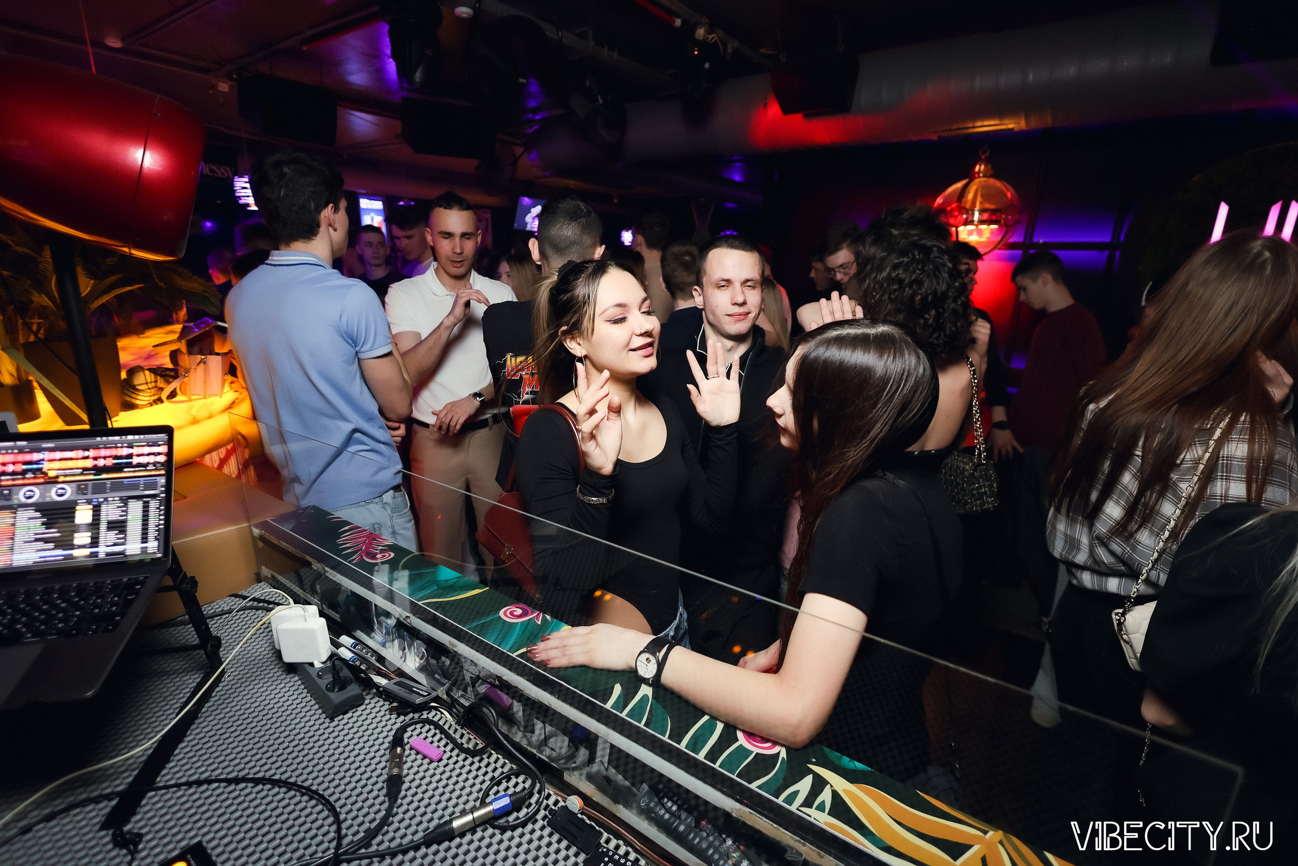 DOUBLE U. VIBECITY.RU Вайб Сити Ру Фоторепортажи Фотоотчеты Калининград