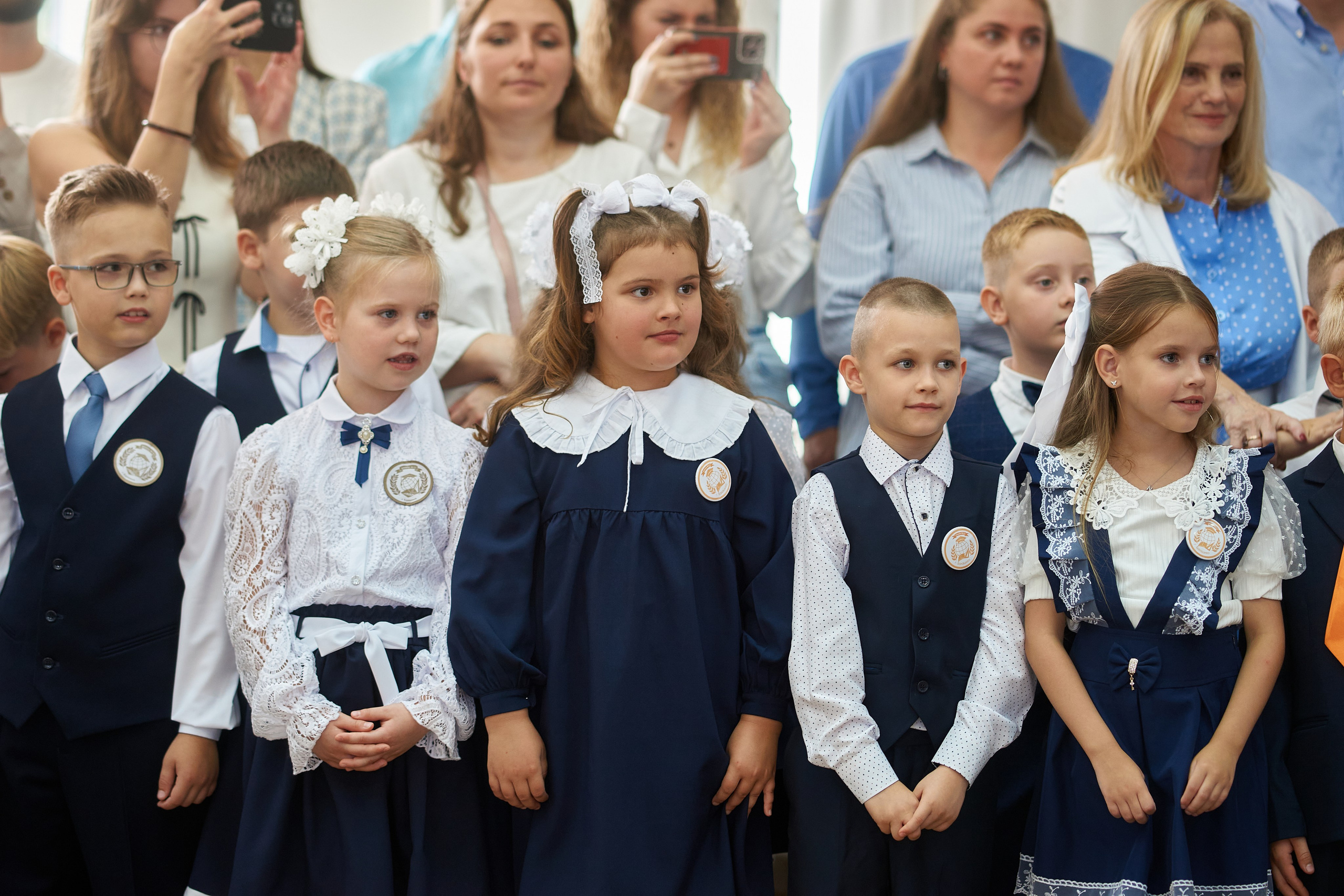 1 класс в День Знаний. Фотограф Владимир Артамонов