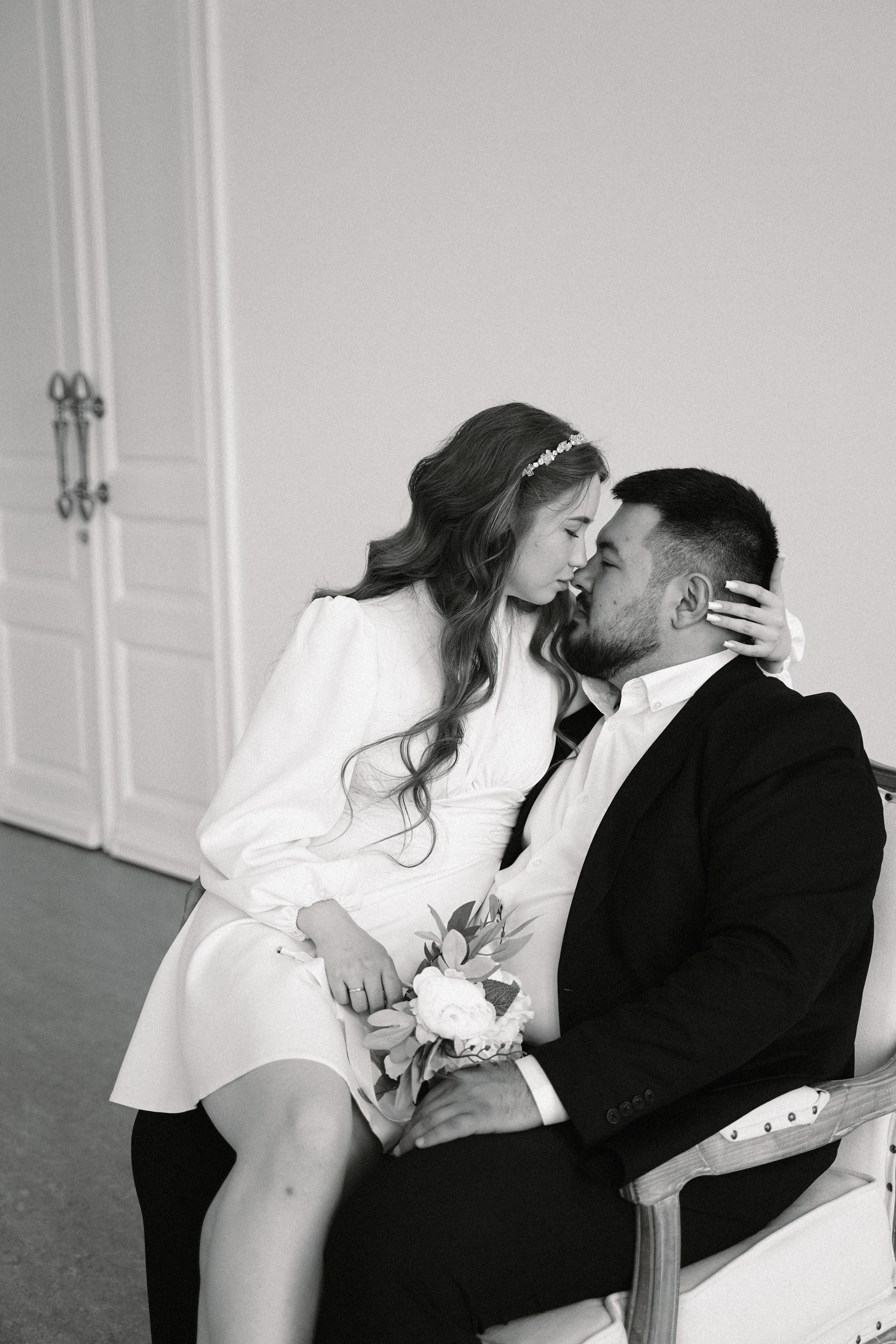 Ильнур и Амина. Фото и видео для вас в Астрахани!