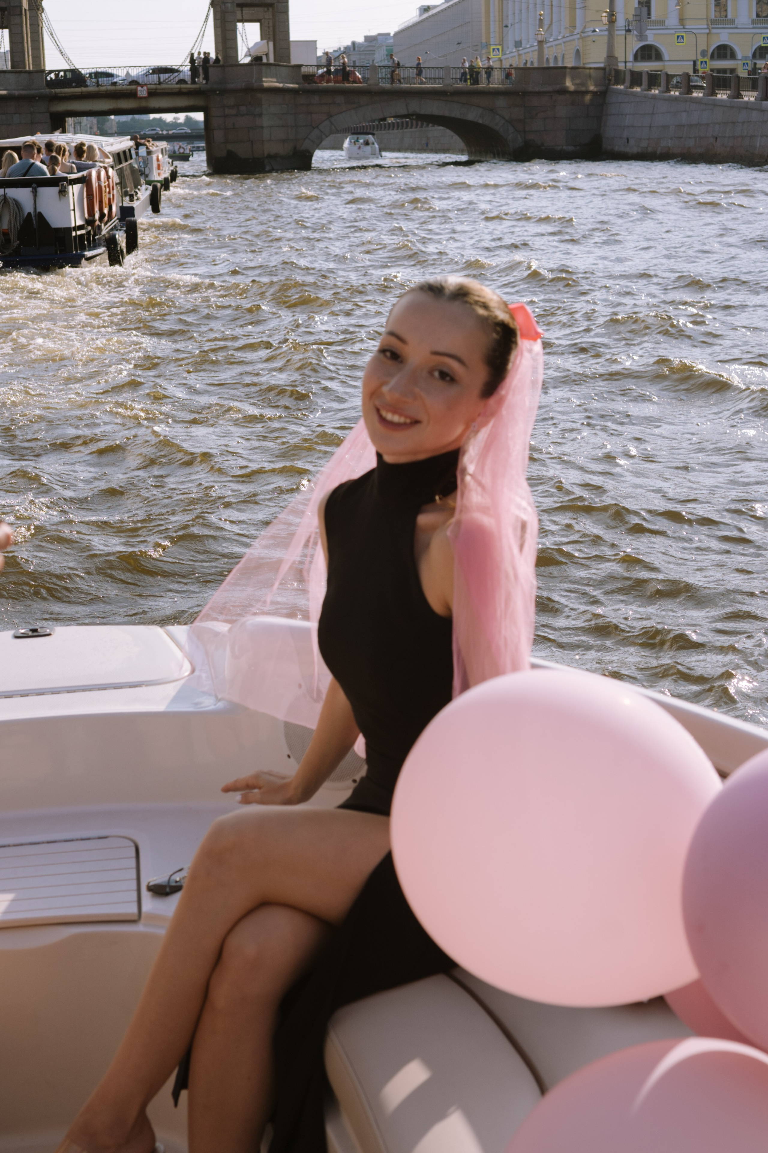 ДЕВИЧНИК НА КАТЕРЕ. Профессиональный фотограф, Санкт-Петербург — Виктория Богомолова