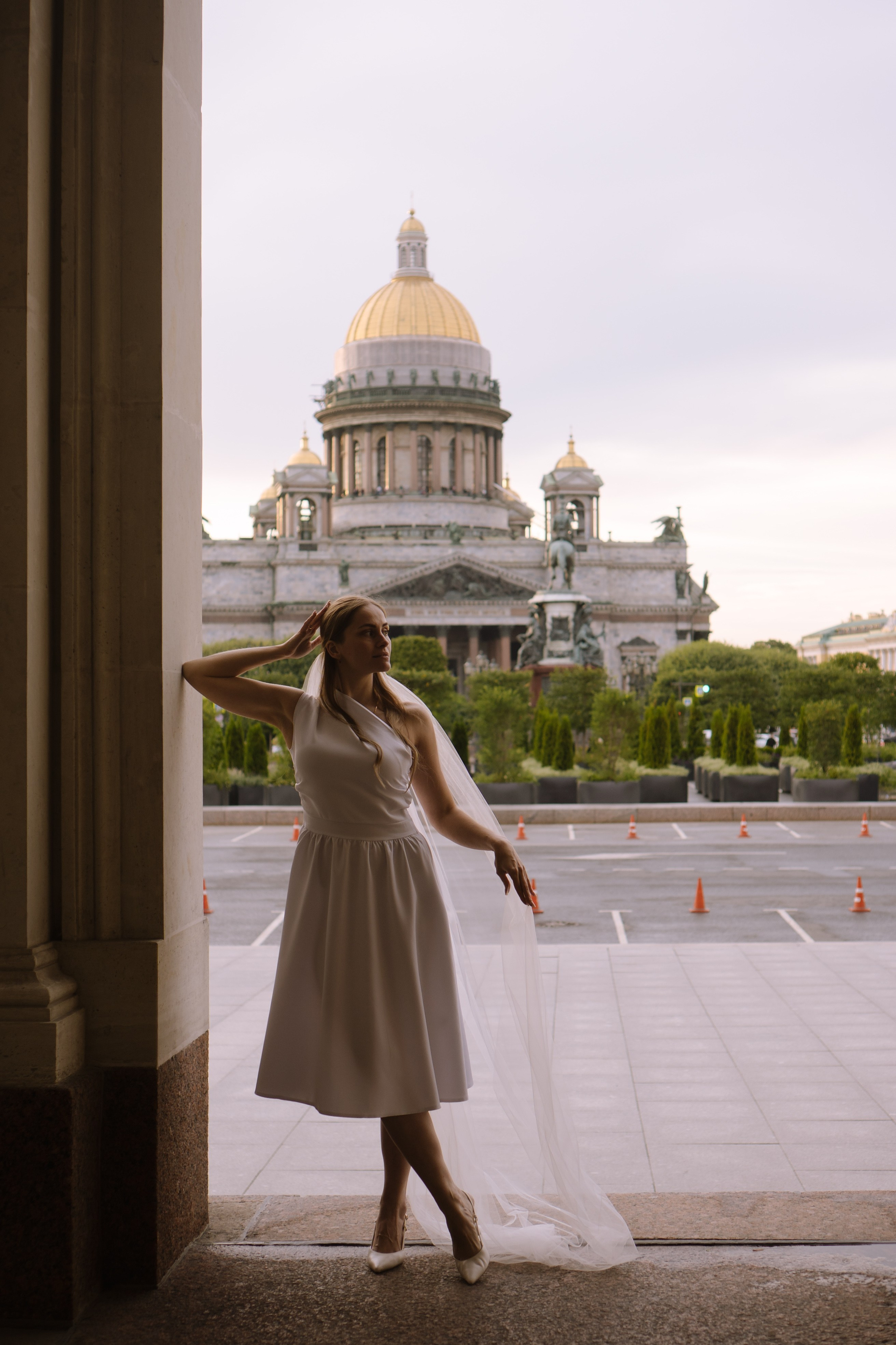 СВАДЕБНАЯ СЬЕМКА С ИСАКИЕВСКИМ СОБОРОМ, АСТОРИЯ И ЗАКОНОДАТЕЛЬНОЕ СОБРАНИЕ. Профессиональный фотограф, Санкт-Петербург — Виктория Богомолова