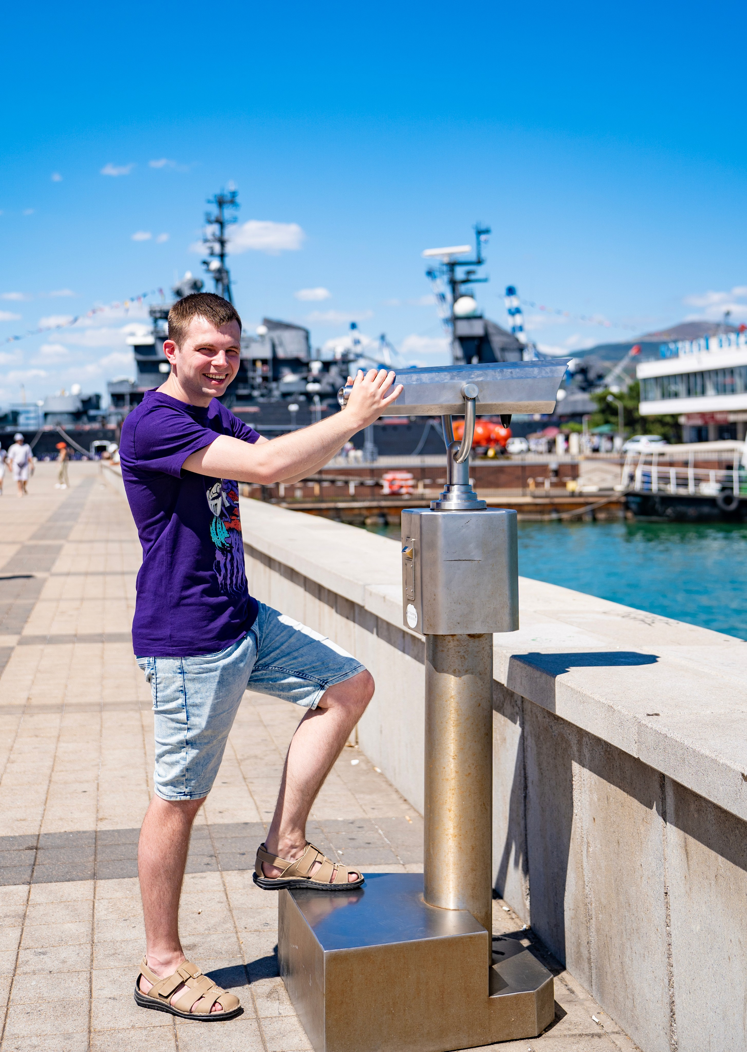 Летняя фотопрогулка по Новороссийску. Семейный и детский фотограф Екатерина Черняева. Снимаю портреты, love story, фотопрогулки, работаю на улице, в кафе, студии, дома у клиента