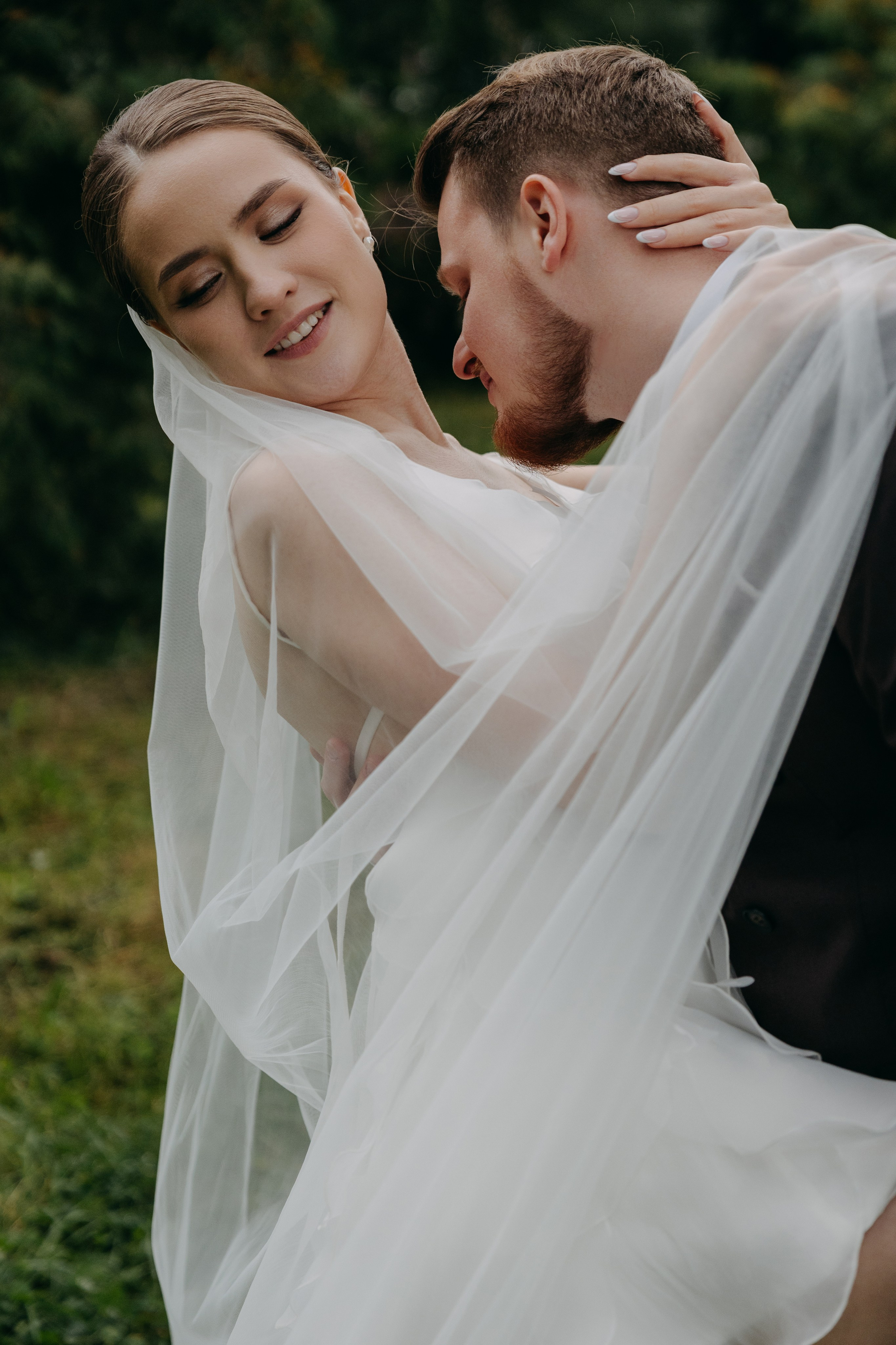 Ирина и Алексей | прогулка Котельническая наб. Свадебный фотограф Москва Анастасия Храмова