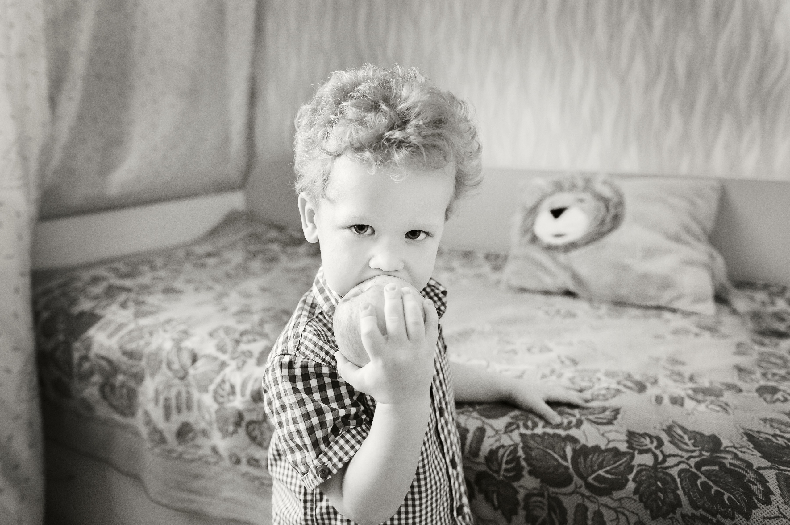 Домашняя съемка. Репортажный, семейный и детский фотограф в Пензе и Заречном Арина Ермилова. Картины барельеф на заказ