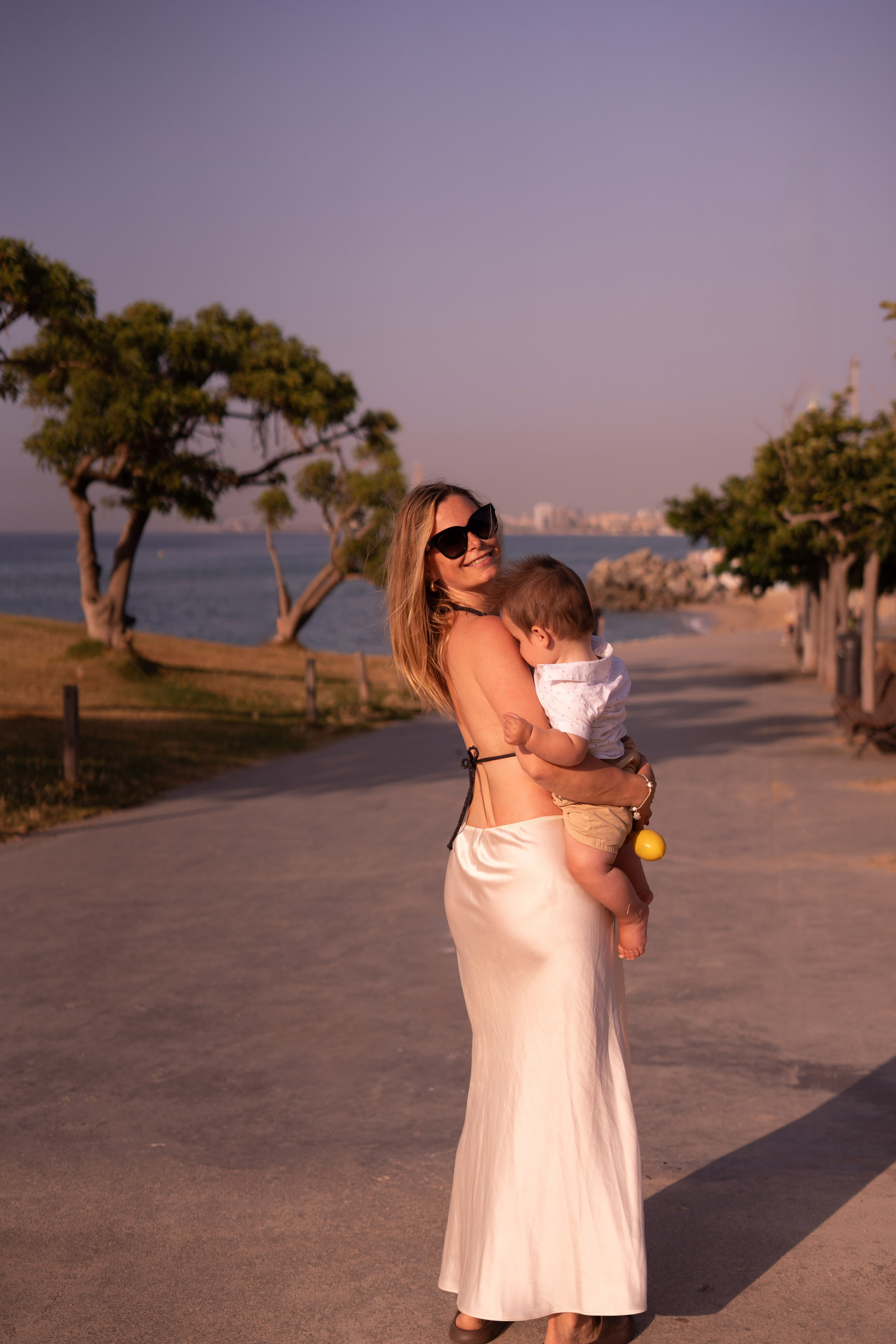 Masha and Timur. Wedding Photographer in Barcelona and Medellin