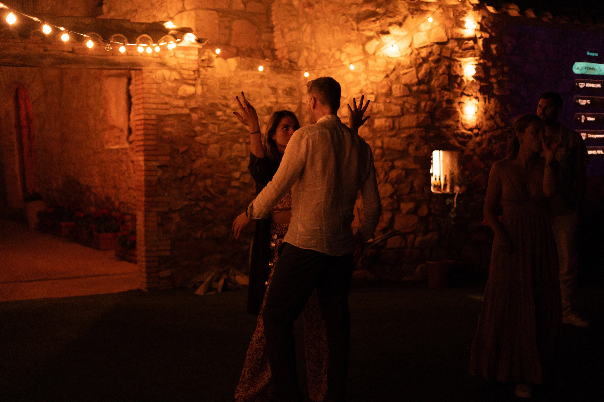 Stasy and Roberto. Wedding Photographer in Barcelona and Medellin