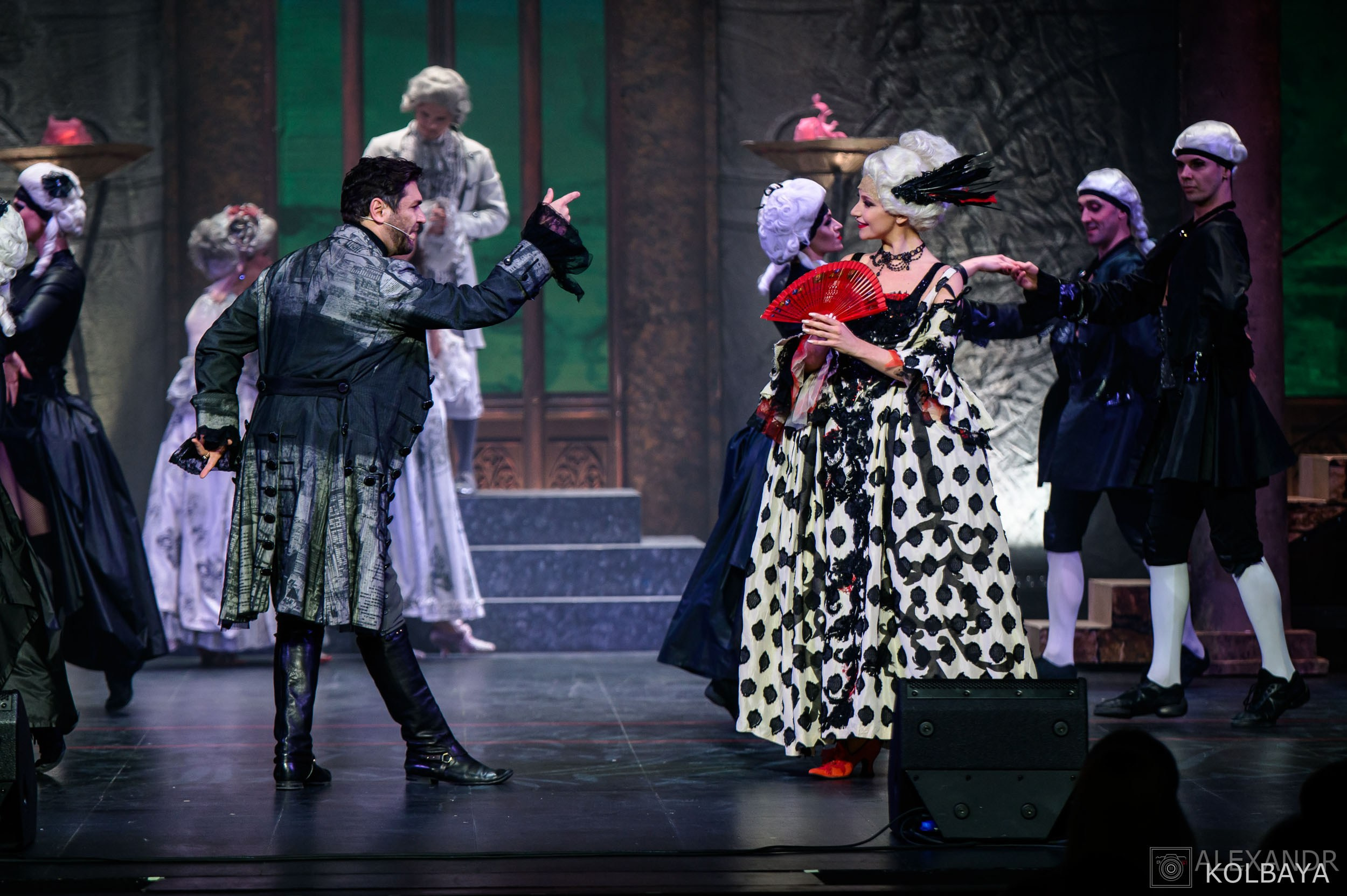 Опасные связи. Концертный и театральный репортажный фотограф в Москве Александр Колбая