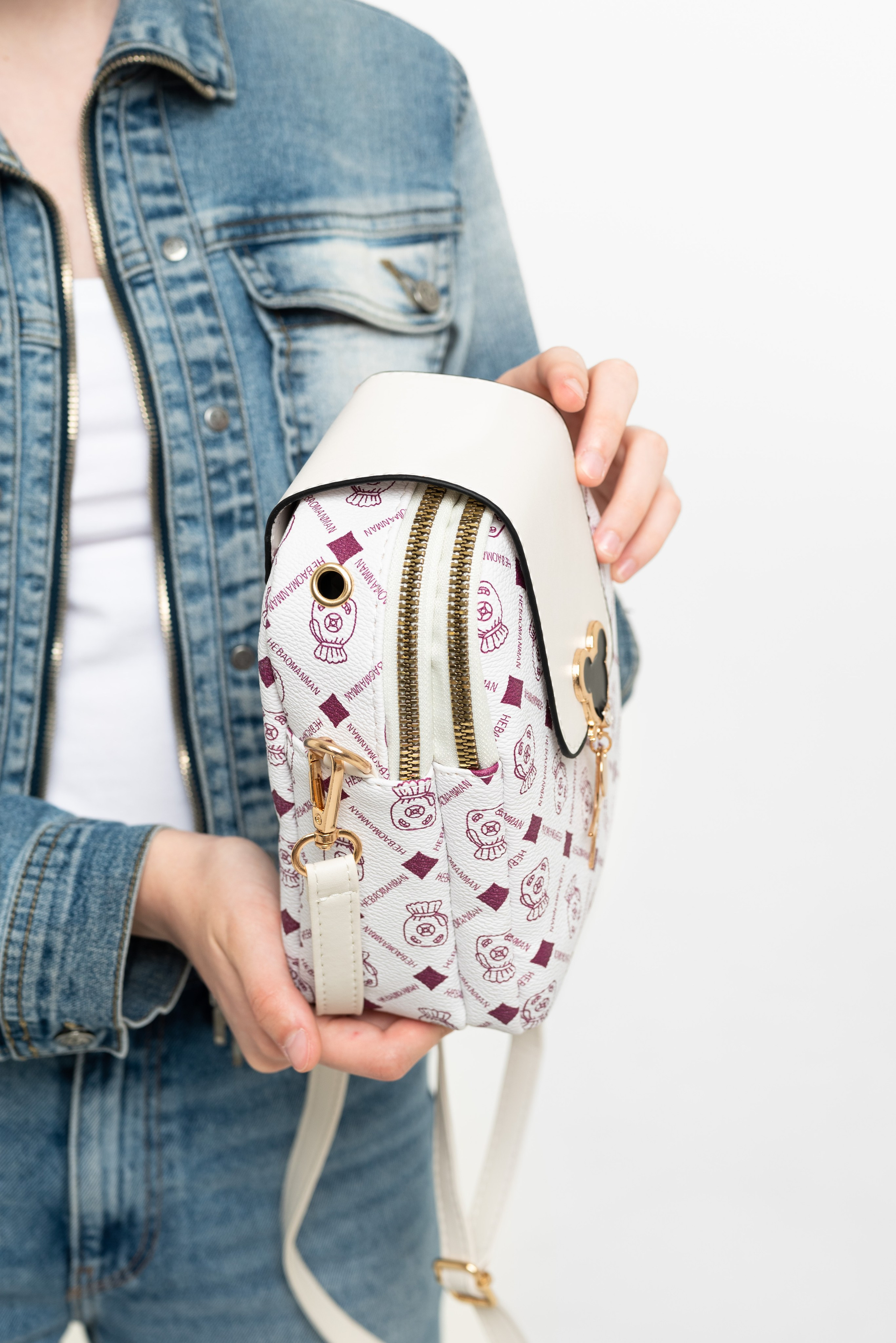 Детские сумки. Предметный фотограф, фото для маркетплейсов Пятигорск, КМВ