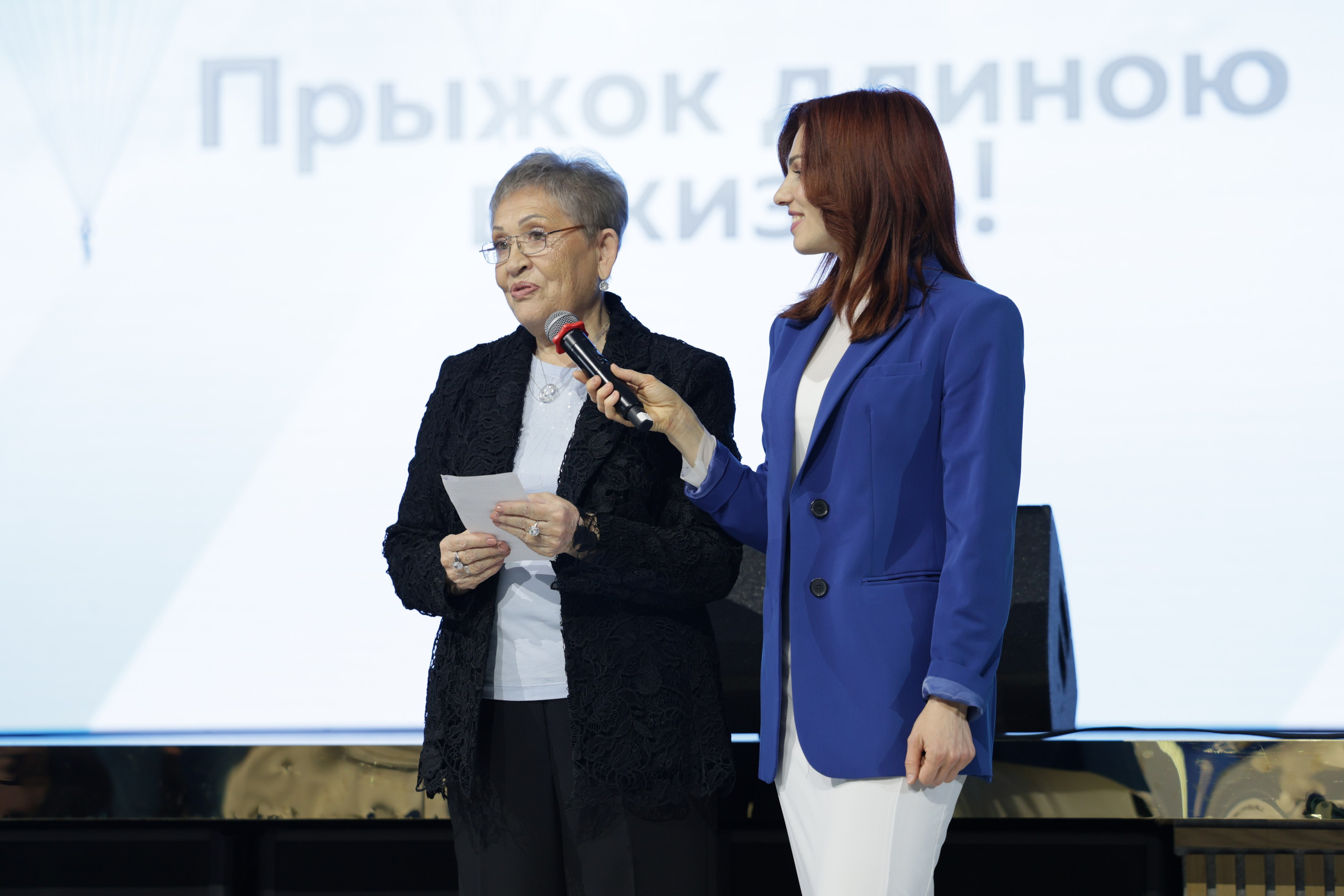 Прыжок длиною в жизнь. Фотограф свадебный, репортажный, индивидуальный, фото для маркетплейсов, брендов, автосалонов