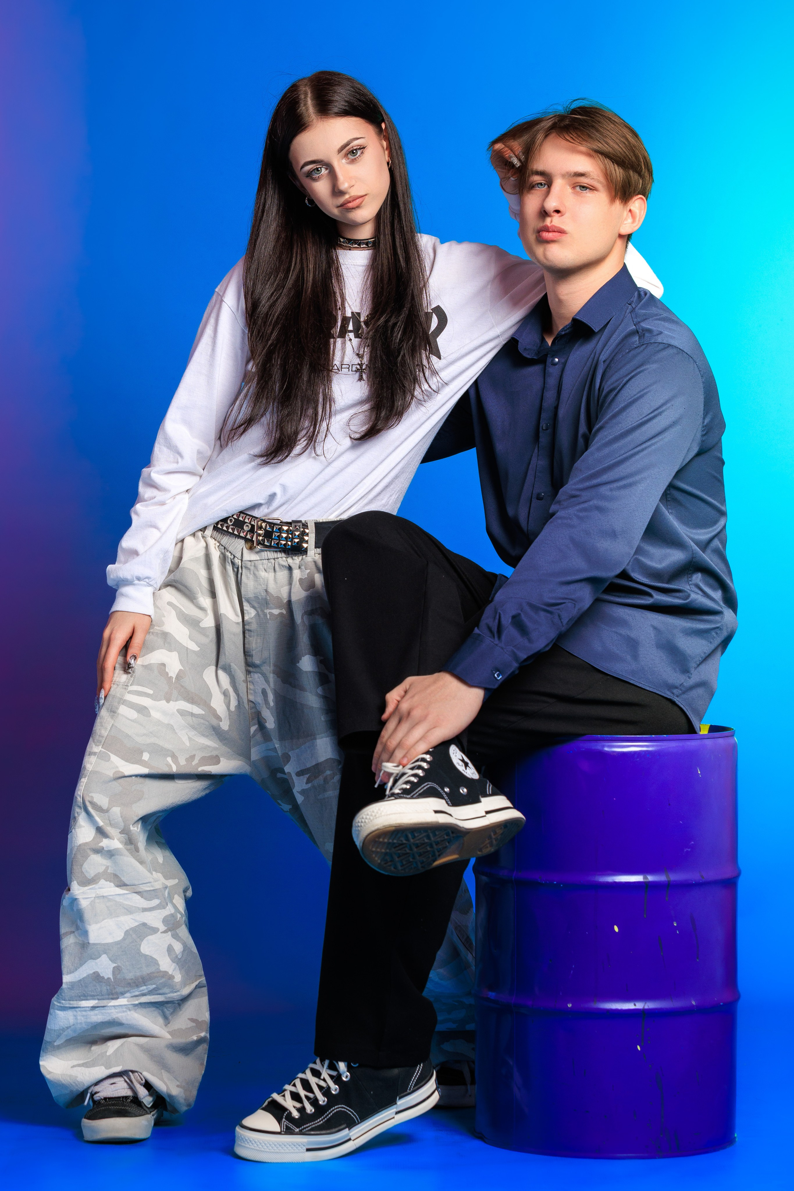 Смотреть фотки в фотостудии. Выпускные альбомы Геленджик, Новороссийск, Краснодар, Туапсе