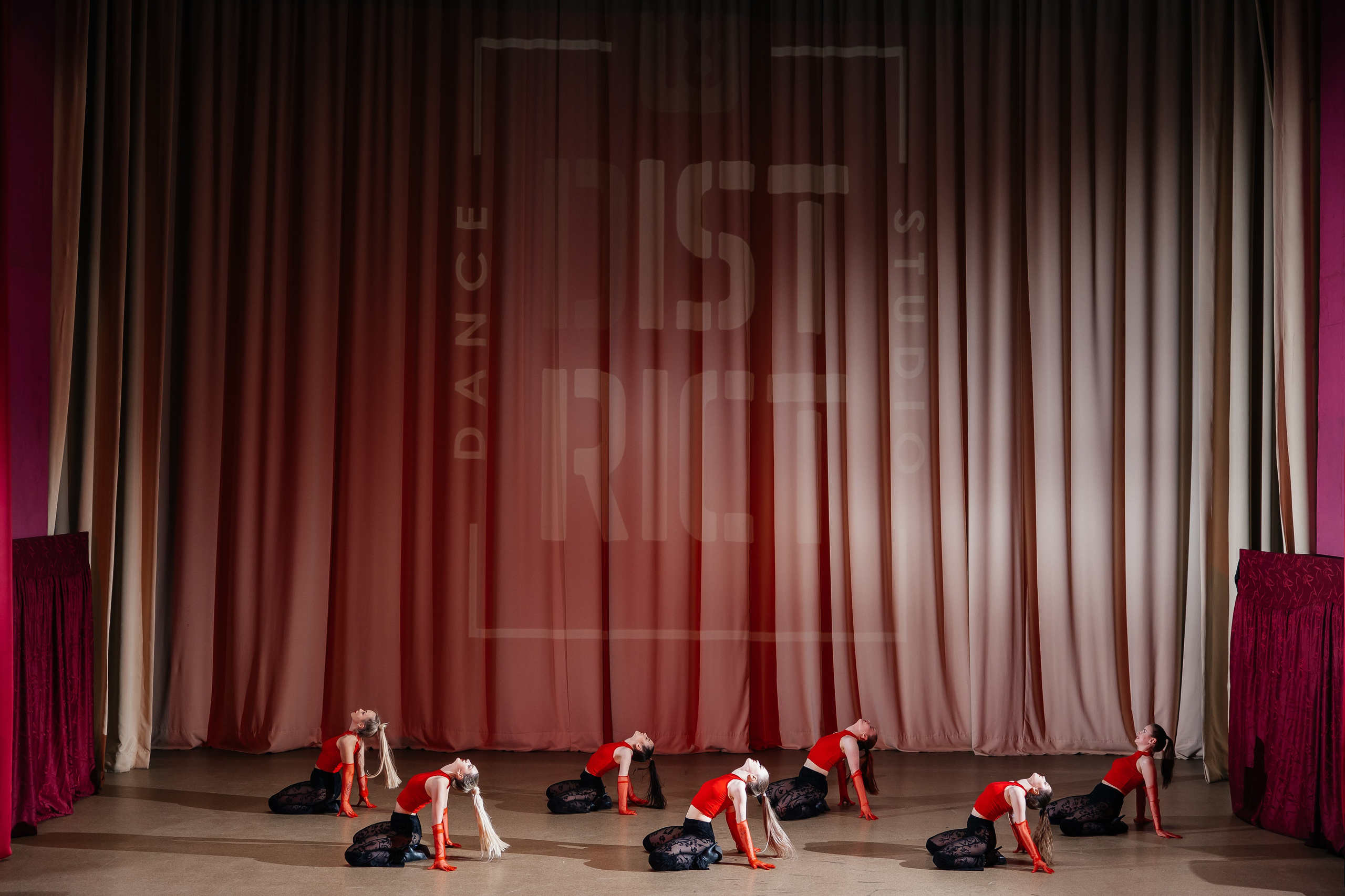 Дистрикт. Отчетный концерт. Свадебный и Семейный фотограф г. Ижевск Гульназ Солдатова. Гульназ фото