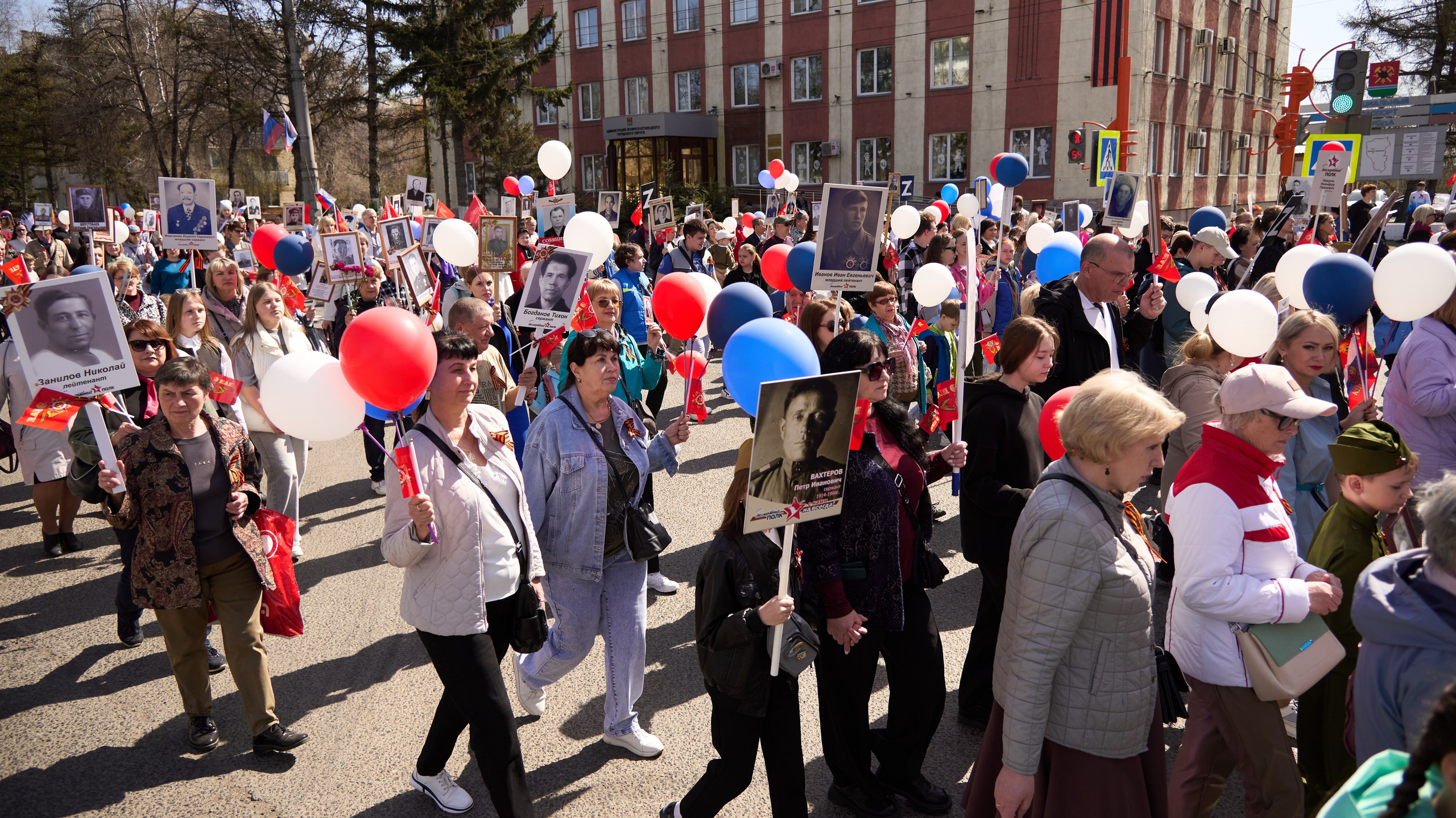 Празднование Дня победы 2024 в г. Ленинск-Кузнецкий. [fXph] Фотограф Масликов Илья. Съёмка мероприятий в Ленинске-Кузнецком