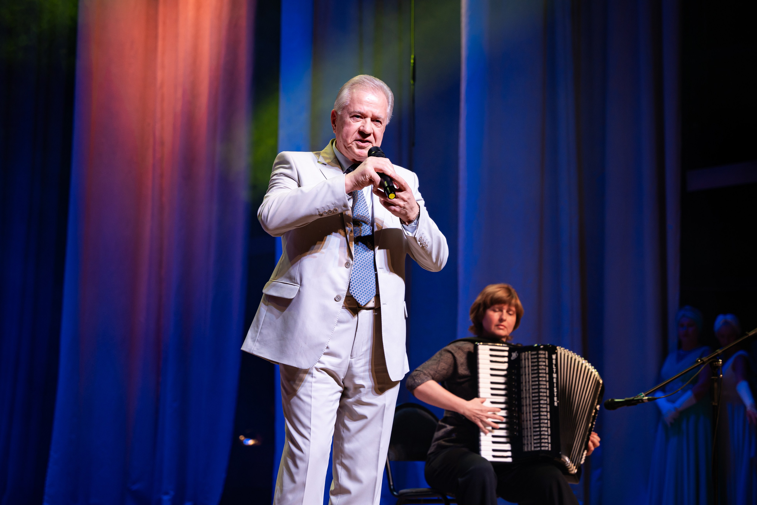 Городской фестиваль творчества ветеранов «Мудрость поколений говорит» 2024. Портретный и репортажный фотограф в Воронеже: Анастасия Пузикова