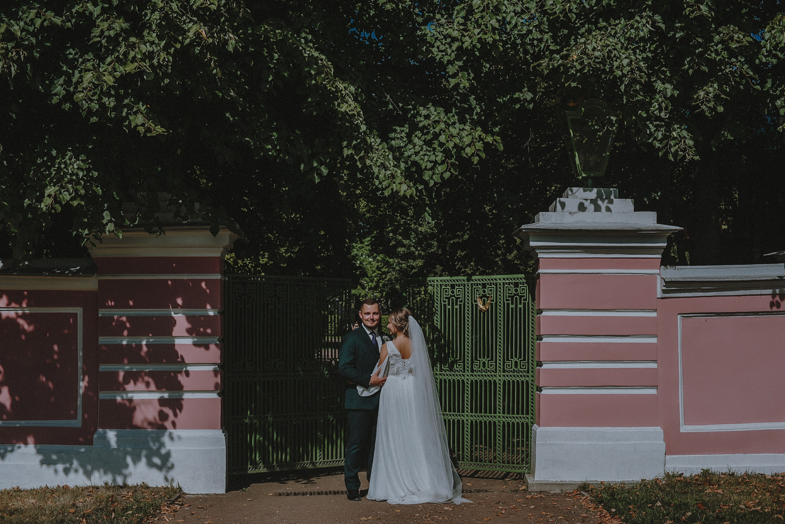 Love.app: Всё для счастливой жизни. Свадебный и семейный фотограф в Москве Сажина Кристина КиМ. Свадебный оператор в Москве Сажин Максим