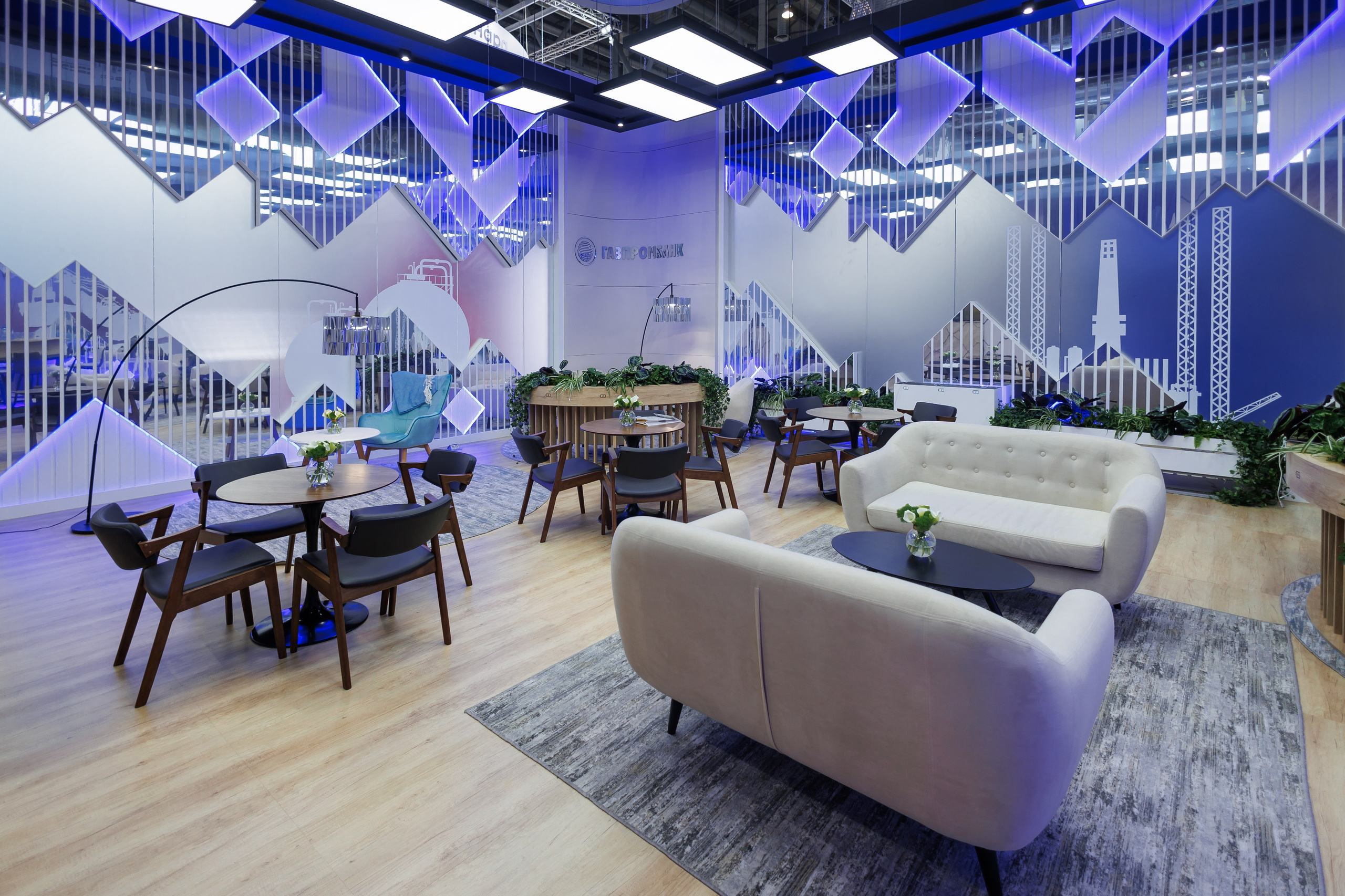 Интерьерная съемка стендов на выставке «Иннопром»