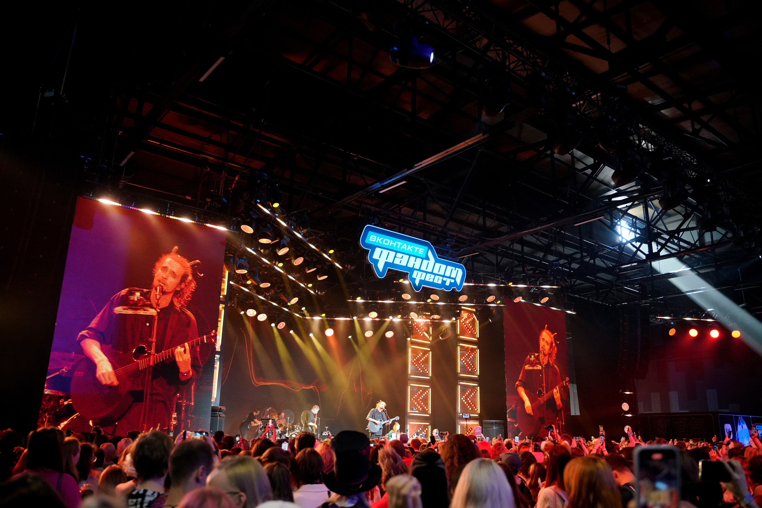 Фотосъёмка концертов в Санкт-Петербурге. Лена Монахова — портретный и концертный фотограф в Санкт-Петербурге